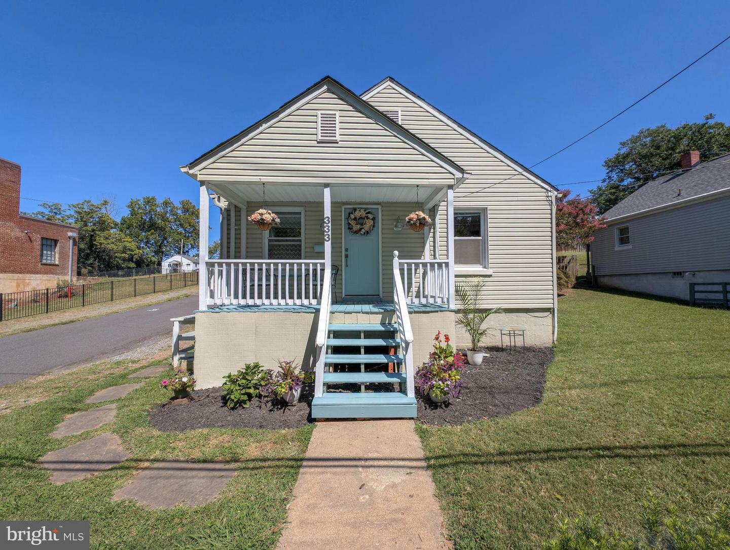 333 SPRING ST, CULPEPER, Virginia 22701, 2 Bedrooms Bedrooms, 3 Rooms Rooms,1 BathroomBathrooms,Residential,For sale,333 SPRING ST,VACU2011450 MLS # VACU2011450