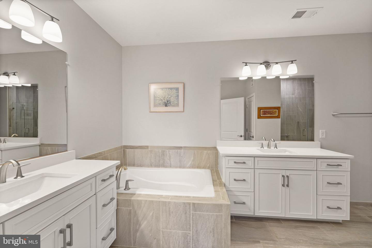 23631 HAVELOCK WALK TER #318, ASHBURN, Virginia 20148, 2 Bedrooms Bedrooms, ,2 BathroomsBathrooms,Residential,For sale,23631 HAVELOCK WALK TER #318,VALO2105714 MLS # VALO2105714