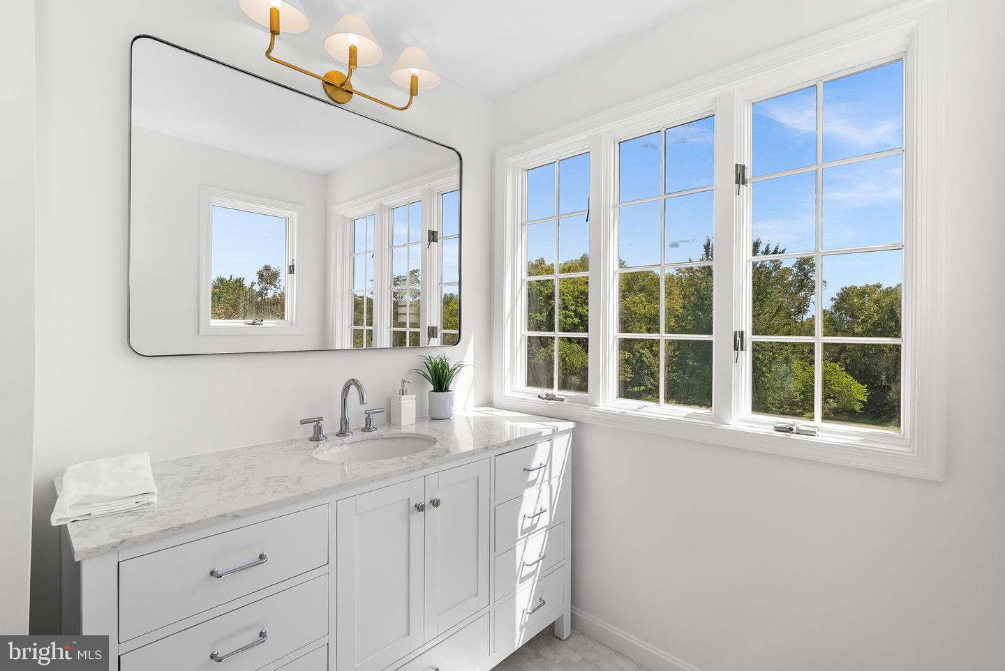 17509 PINEHURST CT, PURCELLVILLE, Virginia 20132, 5 Bedrooms Bedrooms, ,4 BathroomsBathrooms,Residential,For sale,17509 PINEHURST CT,VALO2105726 MLS # VALO2105726