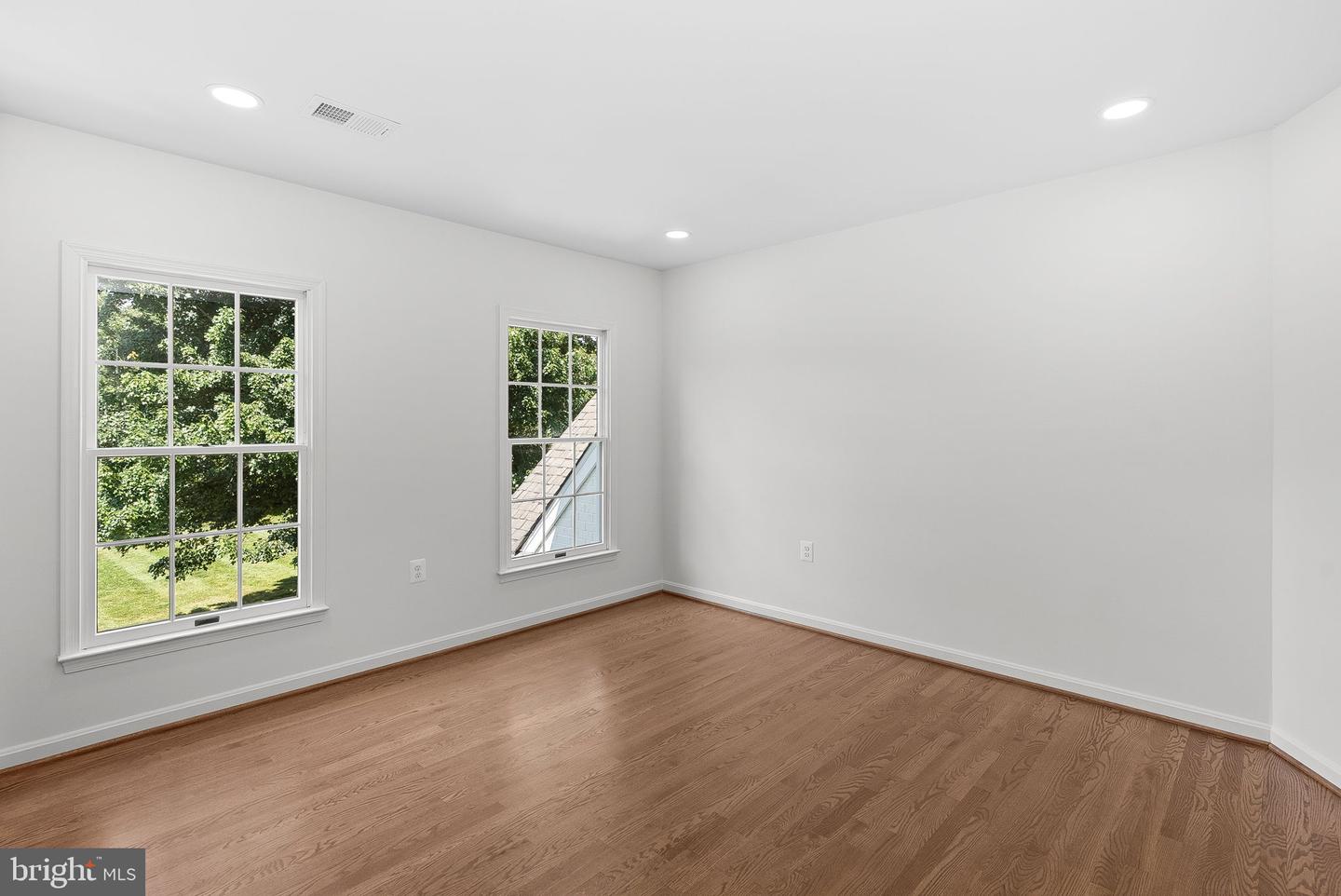 17509 PINEHURST CT, PURCELLVILLE, Virginia 20132, 5 Bedrooms Bedrooms, ,4 BathroomsBathrooms,Residential,For sale,17509 PINEHURST CT,VALO2105726 MLS # VALO2105726