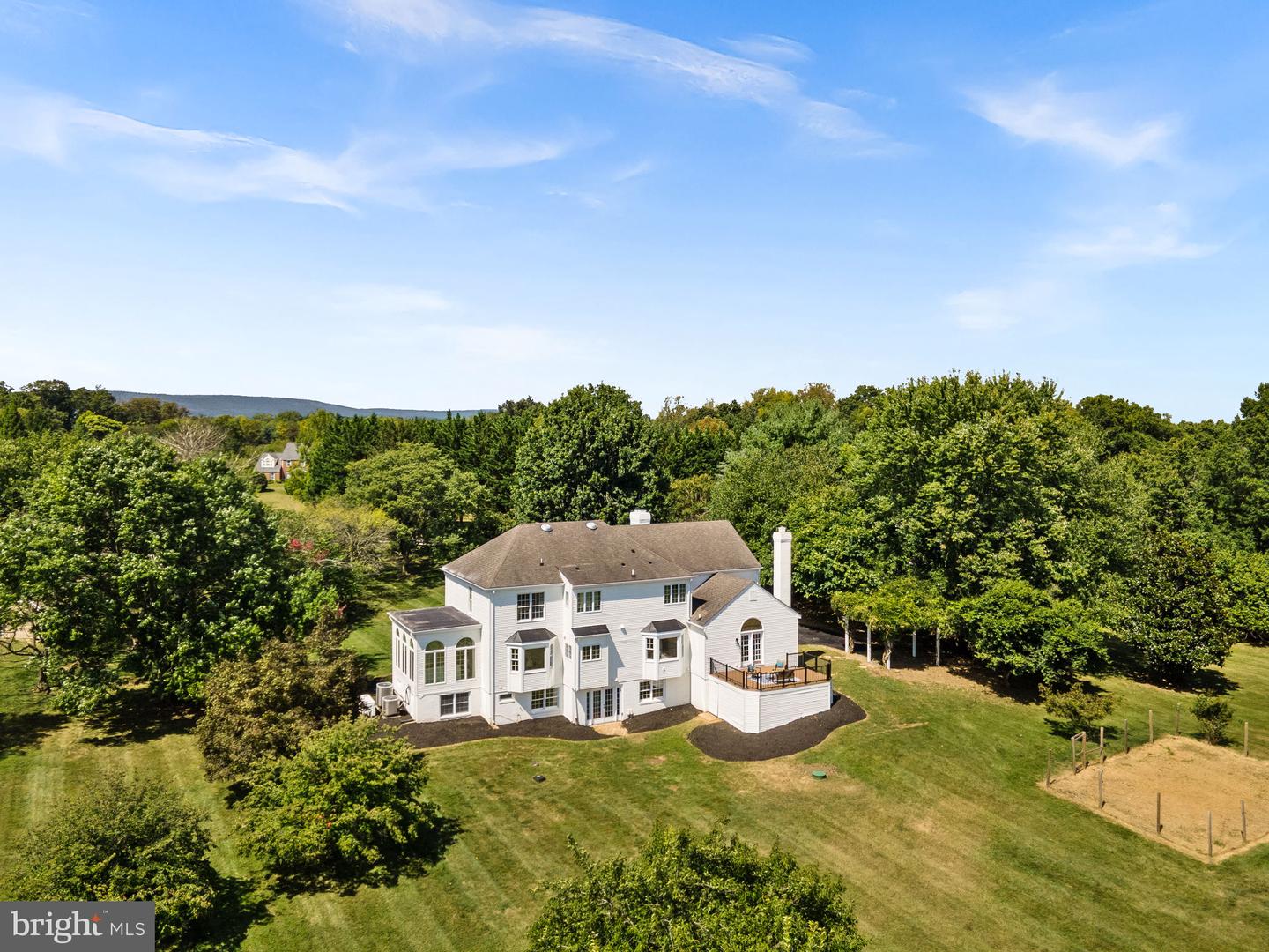 17509 PINEHURST CT, PURCELLVILLE, Virginia 20132, 5 Bedrooms Bedrooms, ,4 BathroomsBathrooms,Residential,For sale,17509 PINEHURST CT,VALO2105726 MLS # VALO2105726