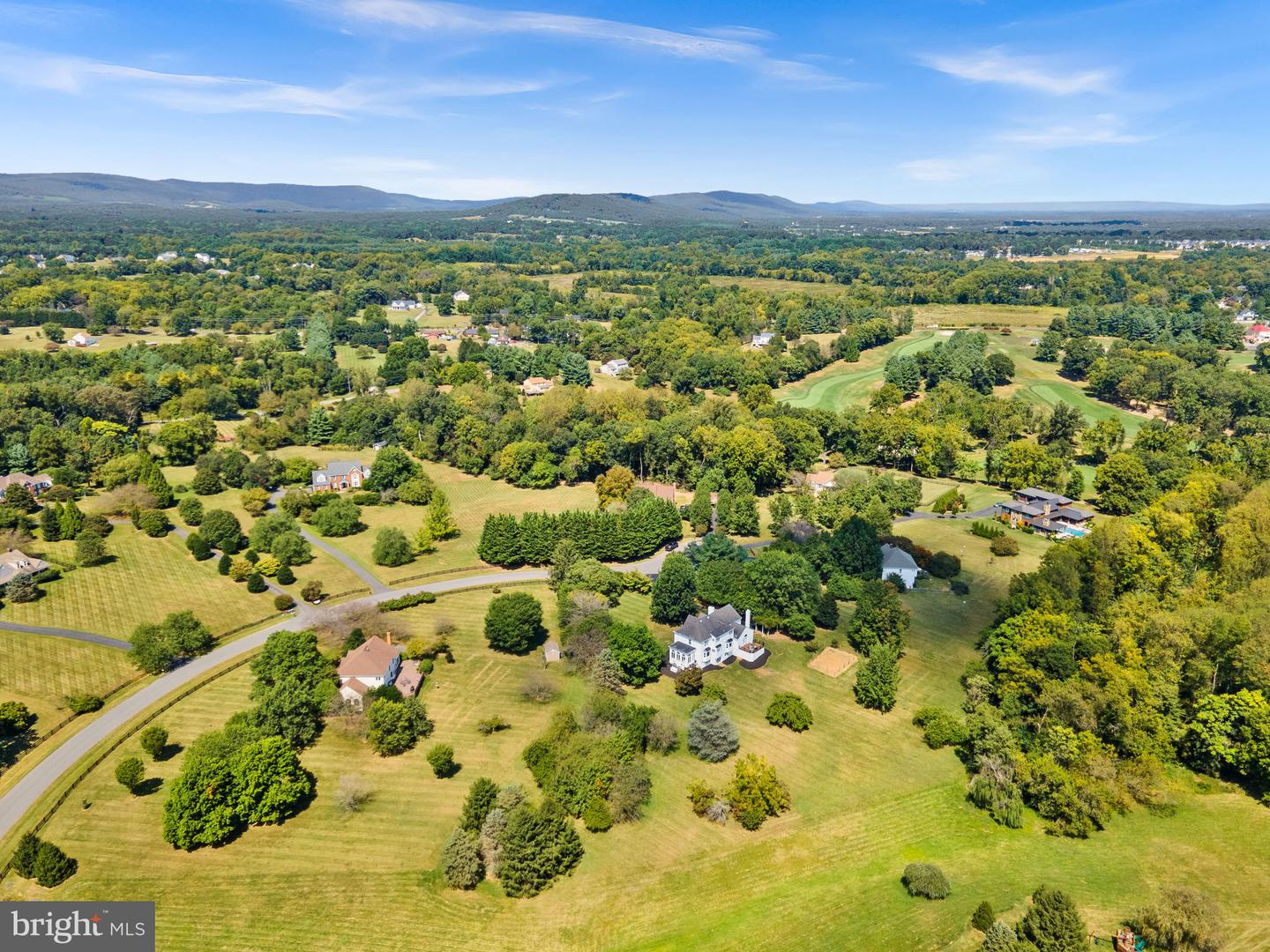17509 PINEHURST CT, PURCELLVILLE, Virginia 20132, 5 Bedrooms Bedrooms, ,4 BathroomsBathrooms,Residential,For sale,17509 PINEHURST CT,VALO2105726 MLS # VALO2105726