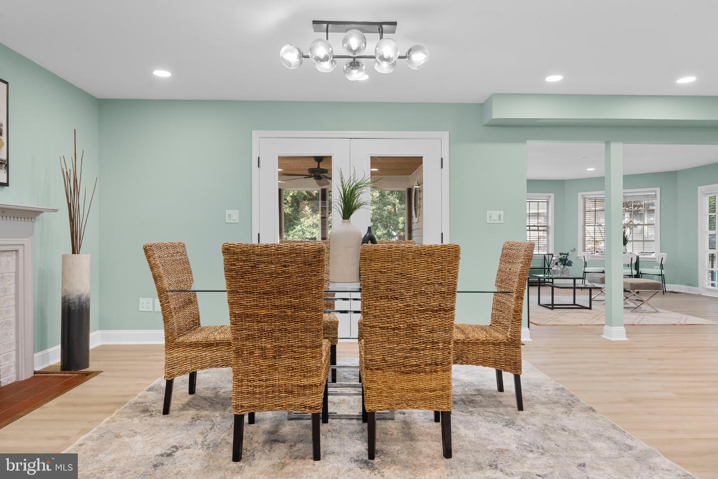 10429 HEADLY CT, FAIRFAX, Virginia 22032, 5 Bedrooms Bedrooms, ,4 BathroomsBathrooms,Residential,For sale,10429 HEADLY CT,VAFX2264200 MLS # VAFX2264200