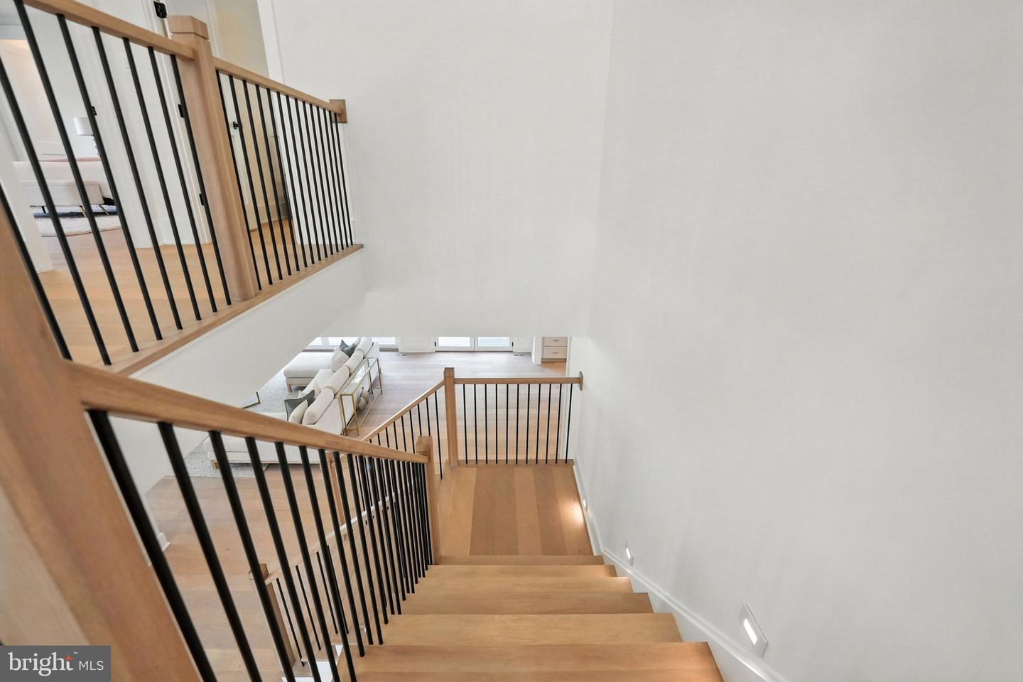 3140 HIGHLAND LN, FAIRFAX, Virginia 22031, 6 Bedrooms Bedrooms, ,6 BathroomsBathrooms,Residential,For sale,3140 HIGHLAND LN,VAFX2264244 MLS # VAFX2264244
