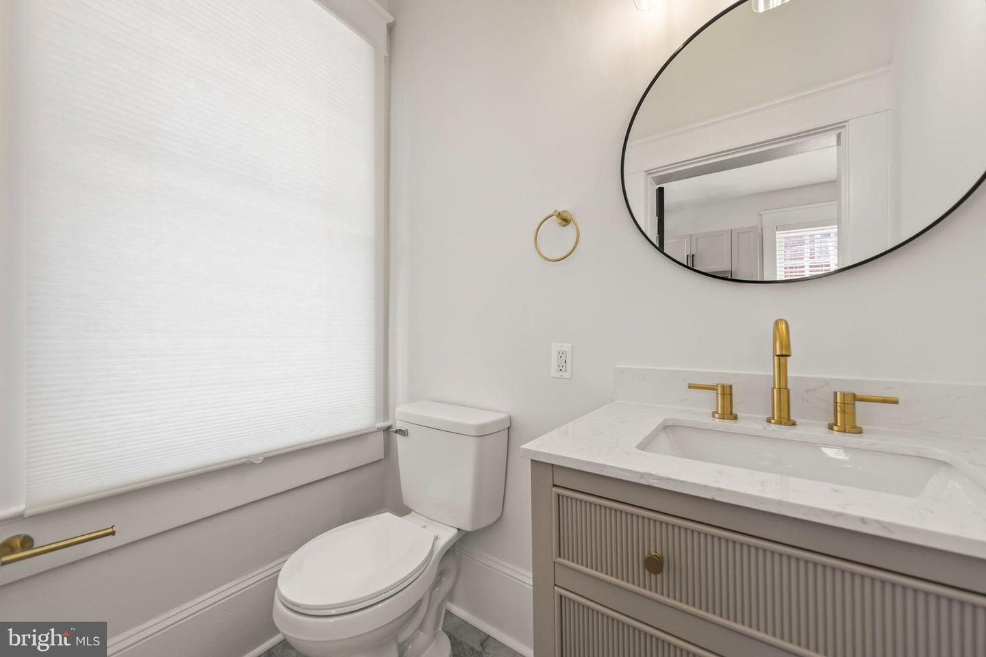 501 NATIONAL AVE, WINCHESTER, Virginia 22601, 4 Bedrooms Bedrooms, ,1 BathroomBathrooms,Residential,For sale,501 NATIONAL AVE,VAWI2008998 MLS # VAWI2008998