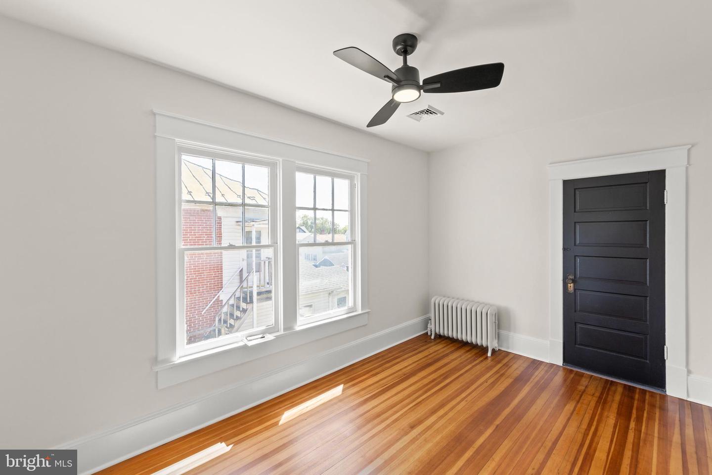 501 NATIONAL AVE, WINCHESTER, Virginia 22601, 4 Bedrooms Bedrooms, ,1 BathroomBathrooms,Residential,For sale,501 NATIONAL AVE,VAWI2008998 MLS # VAWI2008998