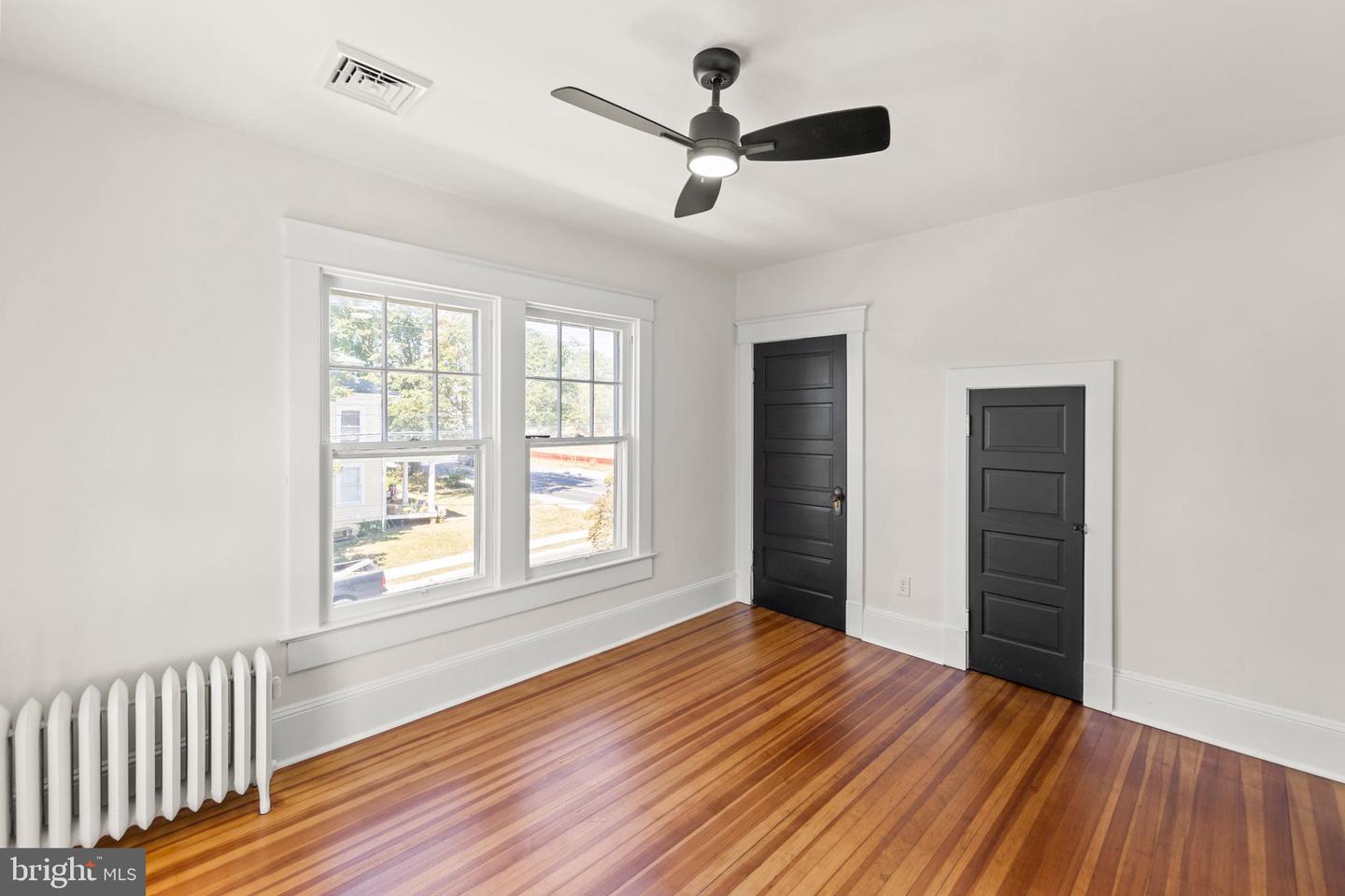 501 NATIONAL AVE, WINCHESTER, Virginia 22601, 4 Bedrooms Bedrooms, ,1 BathroomBathrooms,Residential,For sale,501 NATIONAL AVE,VAWI2008998 MLS # VAWI2008998