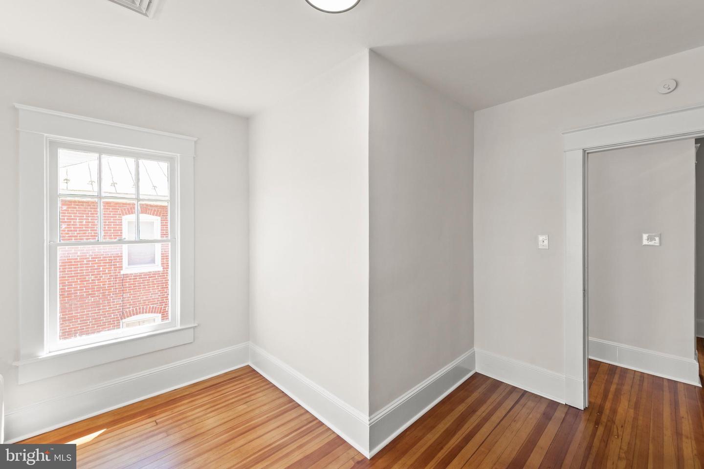501 NATIONAL AVE, WINCHESTER, Virginia 22601, 4 Bedrooms Bedrooms, ,1 BathroomBathrooms,Residential,For sale,501 NATIONAL AVE,VAWI2008998 MLS # VAWI2008998