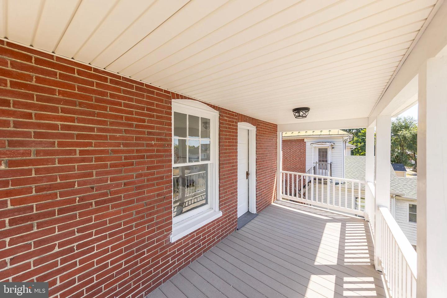 501 NATIONAL AVE, WINCHESTER, Virginia 22601, 4 Bedrooms Bedrooms, ,1 BathroomBathrooms,Residential,For sale,501 NATIONAL AVE,VAWI2008998 MLS # VAWI2008998