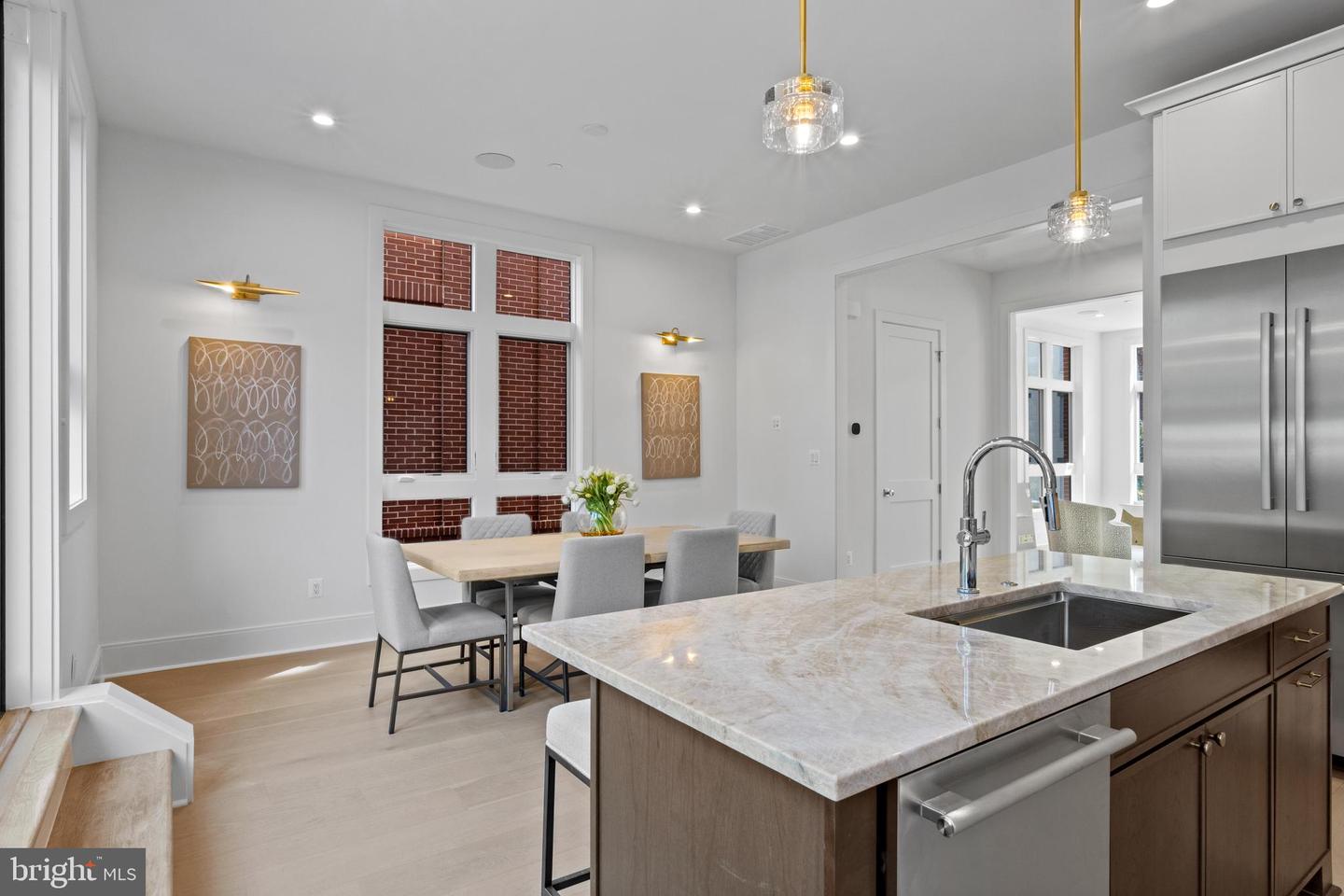 223 S UNION ST, ALEXANDRIA, Virginia 22314, 4 Bedrooms Bedrooms, 16 Rooms Rooms,4 BathroomsBathrooms,Residential,For sale,223 S UNION ST,VAAX2049196 MLS # VAAX2049196