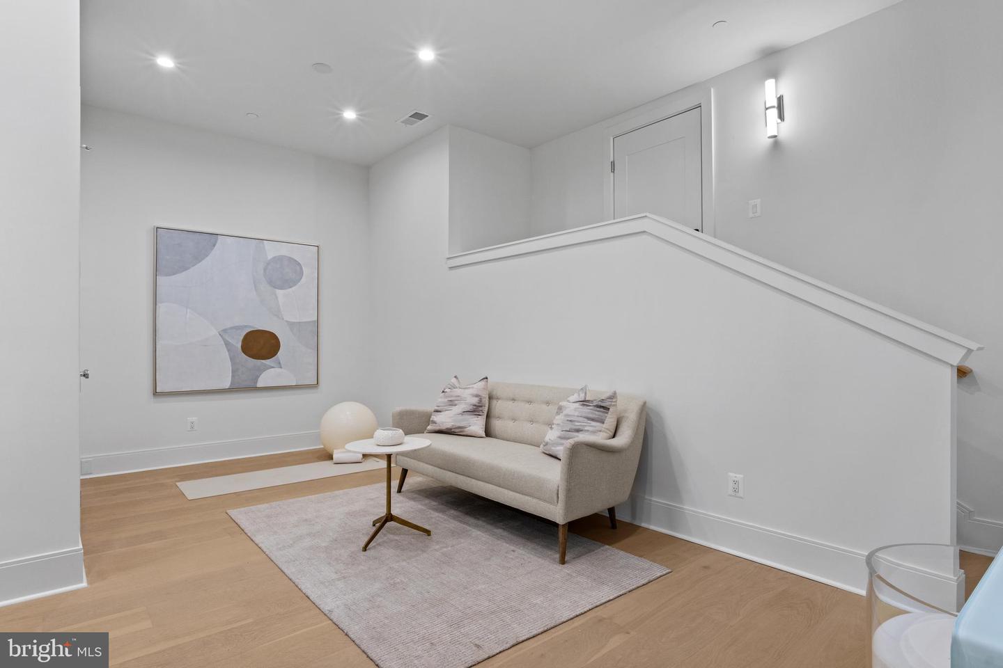 223 S UNION ST, ALEXANDRIA, Virginia 22314, 4 Bedrooms Bedrooms, 16 Rooms Rooms,4 BathroomsBathrooms,Residential,For sale,223 S UNION ST,VAAX2049196 MLS # VAAX2049196