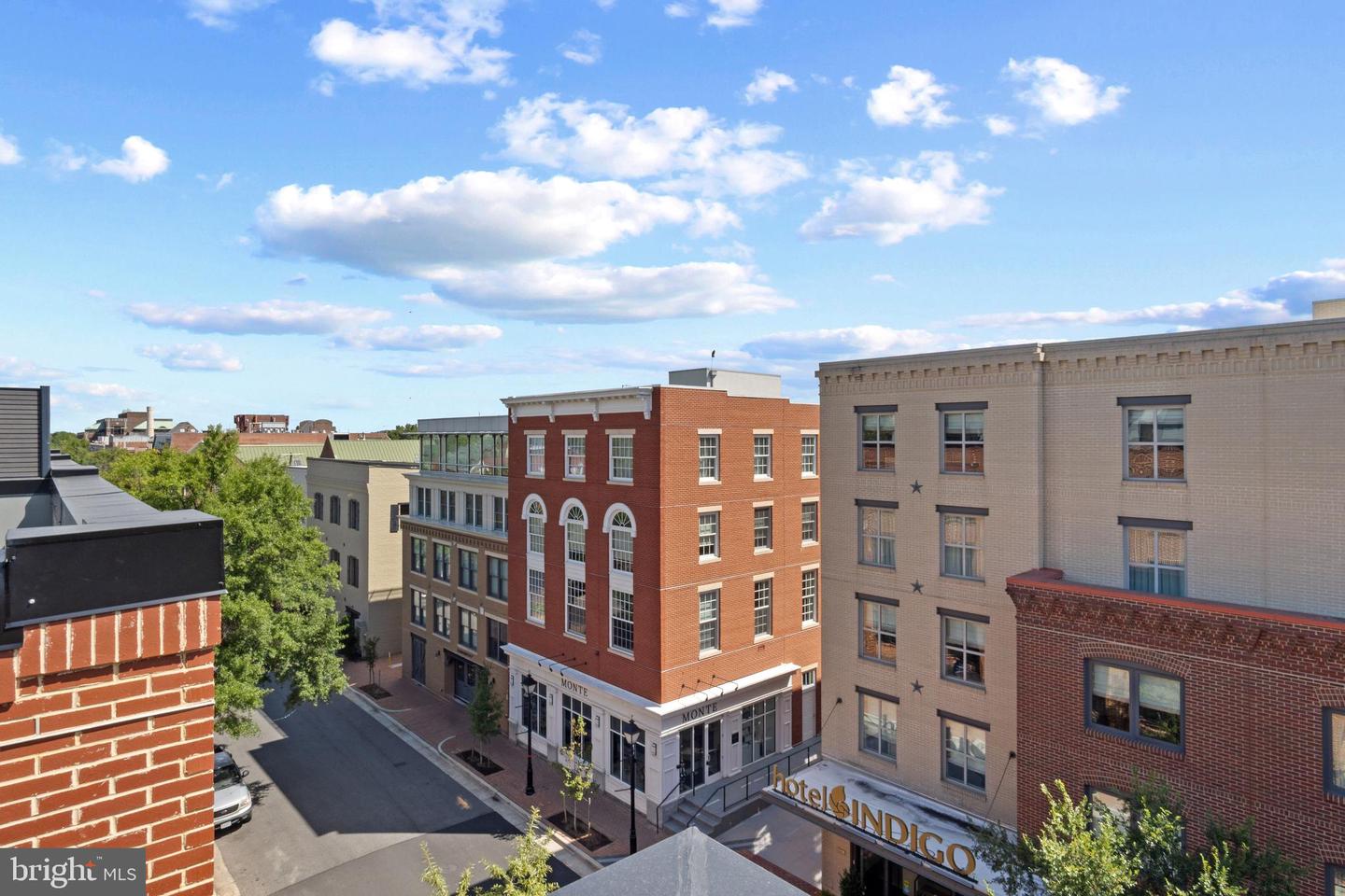 223 S UNION ST, ALEXANDRIA, Virginia 22314, 4 Bedrooms Bedrooms, 16 Rooms Rooms,4 BathroomsBathrooms,Residential,For sale,223 S UNION ST,VAAX2049196 MLS # VAAX2049196