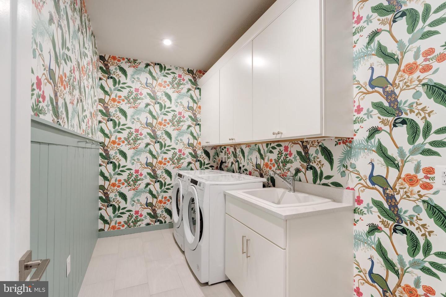 22405 CLAUDE MOORE DR, ASHBURN, Virginia 20148, 3 Bedrooms Bedrooms, 10 Rooms Rooms,2 BathroomsBathrooms,Residential,For sale,22405 CLAUDE MOORE DR,VALO2105802 MLS # VALO2105802