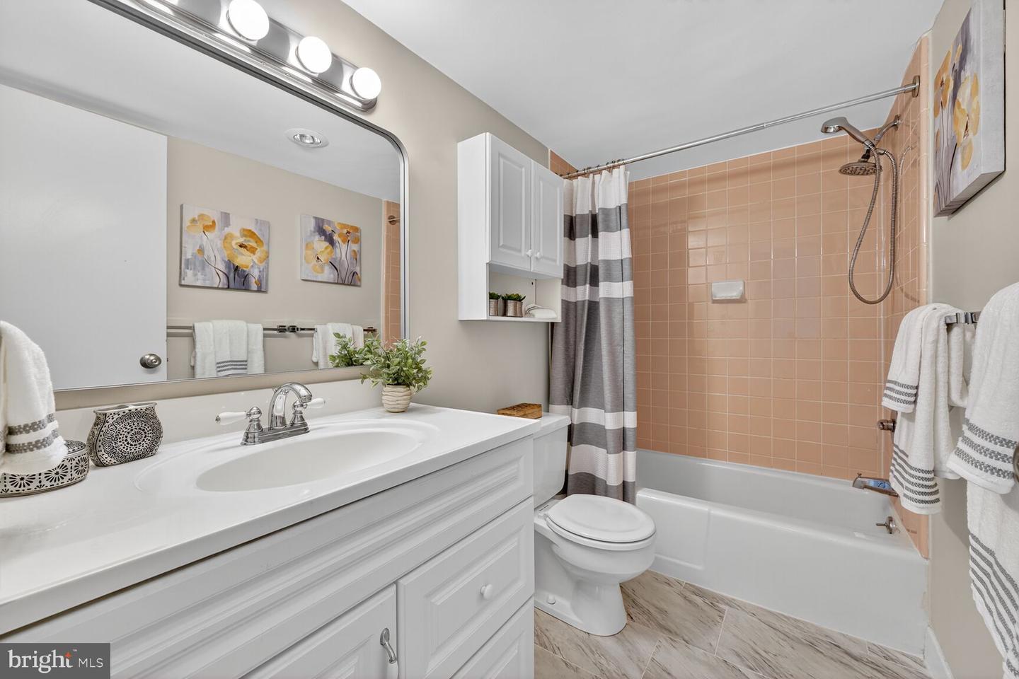 3001 VEAZEY TER NW #1009, WASHINGTON, District Of Columbia 20008, 1 Bedroom Bedrooms, ,1 BathroomBathrooms,Residential,For sale,3001 VEAZEY TER NW #1009,DCDC2217600 MLS # DCDC2217600 3001 VEAZEY TER NW #1009, WASHINGTON, District Of Columbia 20008, 1 Bedroom Bedrooms, ,1 BathroomBathrooms,Residential,For sale,3001 VEAZEY TER NW #1009,DCDC2217600 MLS # DCDC2217600