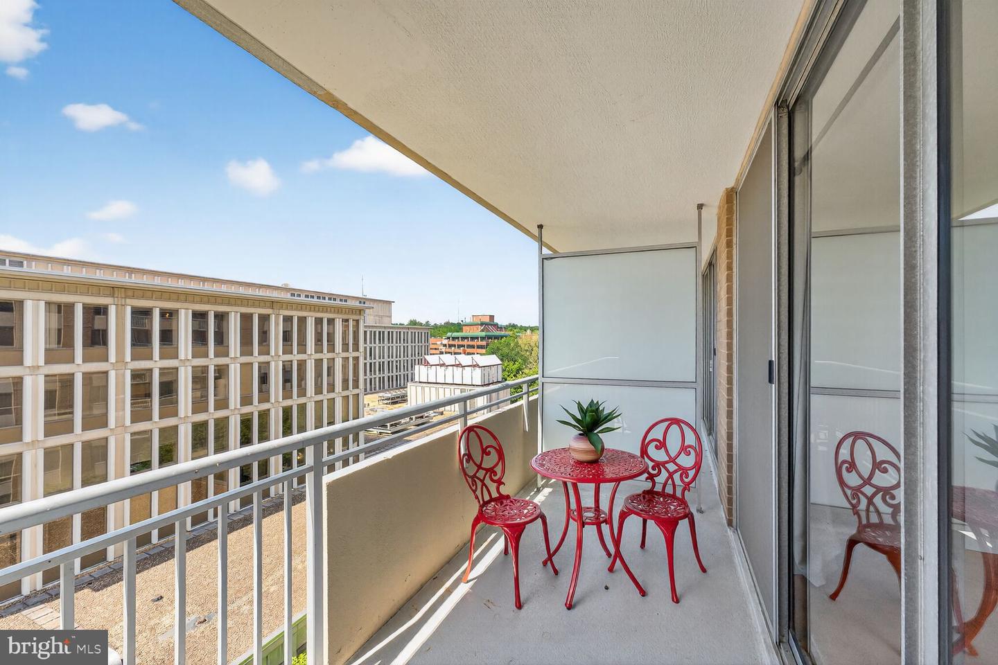 3001 VEAZEY TER NW #1009, WASHINGTON, District Of Columbia 20008, 1 Bedroom Bedrooms, ,1 BathroomBathrooms,Residential,For sale,3001 VEAZEY TER NW #1009,DCDC2217600 MLS # DCDC2217600 3001 VEAZEY TER NW #1009, WASHINGTON, District Of Columbia 20008, 1 Bedroom Bedrooms, ,1 BathroomBathrooms,Residential,For sale,3001 VEAZEY TER NW #1009,DCDC2217600 MLS # DCDC2217600