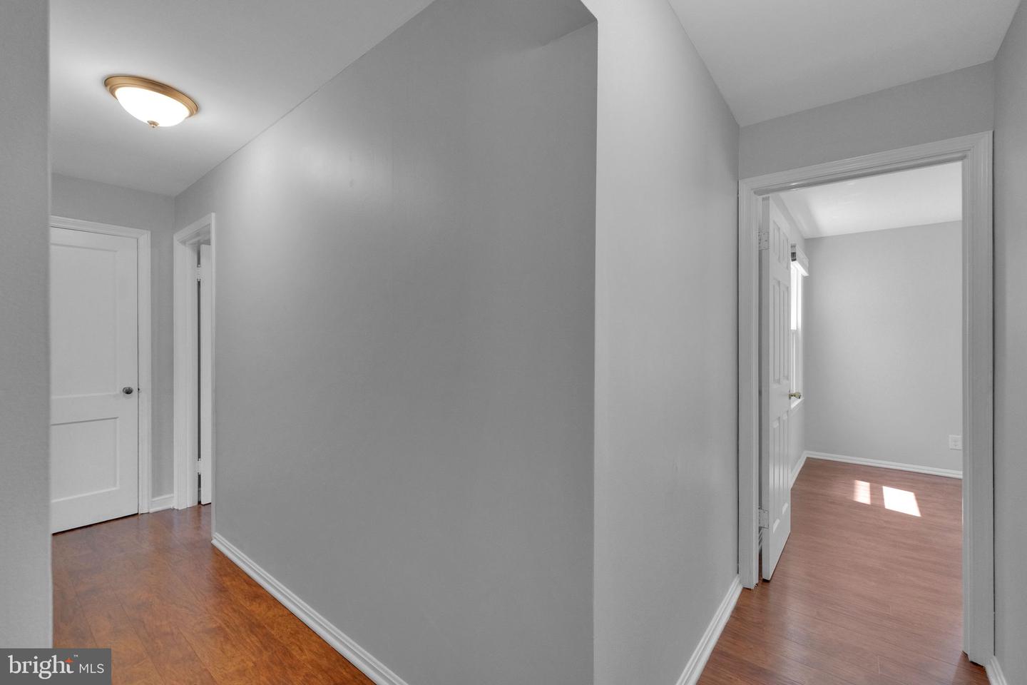 5402 S 12TH ST S, ARLINGTON, Virginia 22204, 5 Bedrooms Bedrooms, ,2 BathroomsBathrooms,Residential,For sale,5402 S 12TH ST S,VAFX2264108 MLS # VAFX2264108