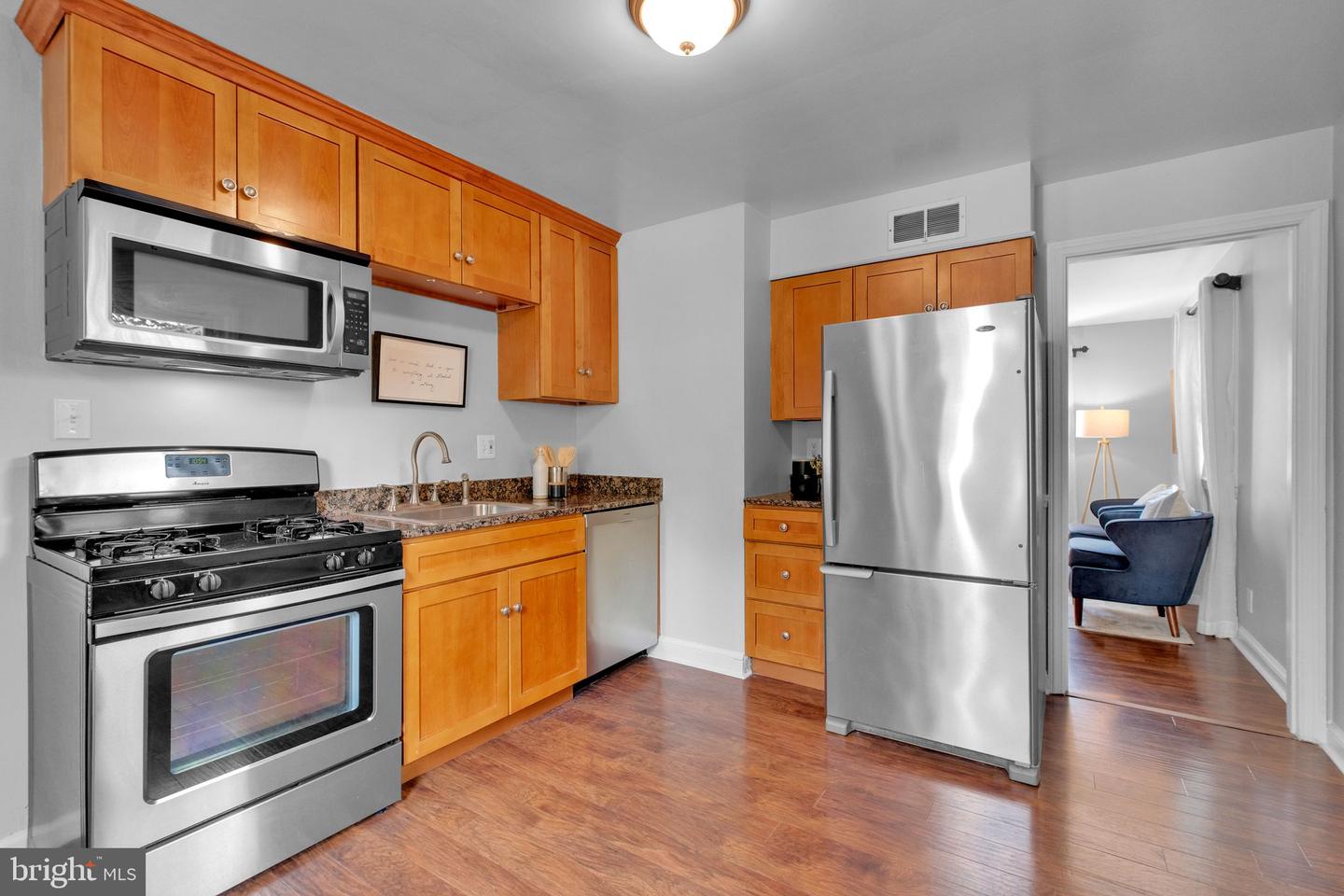 5402 S 12TH ST S, ARLINGTON, Virginia 22204, 5 Bedrooms Bedrooms, ,2 BathroomsBathrooms,Residential,For sale,5402 S 12TH ST S,VAFX2264108 MLS # VAFX2264108