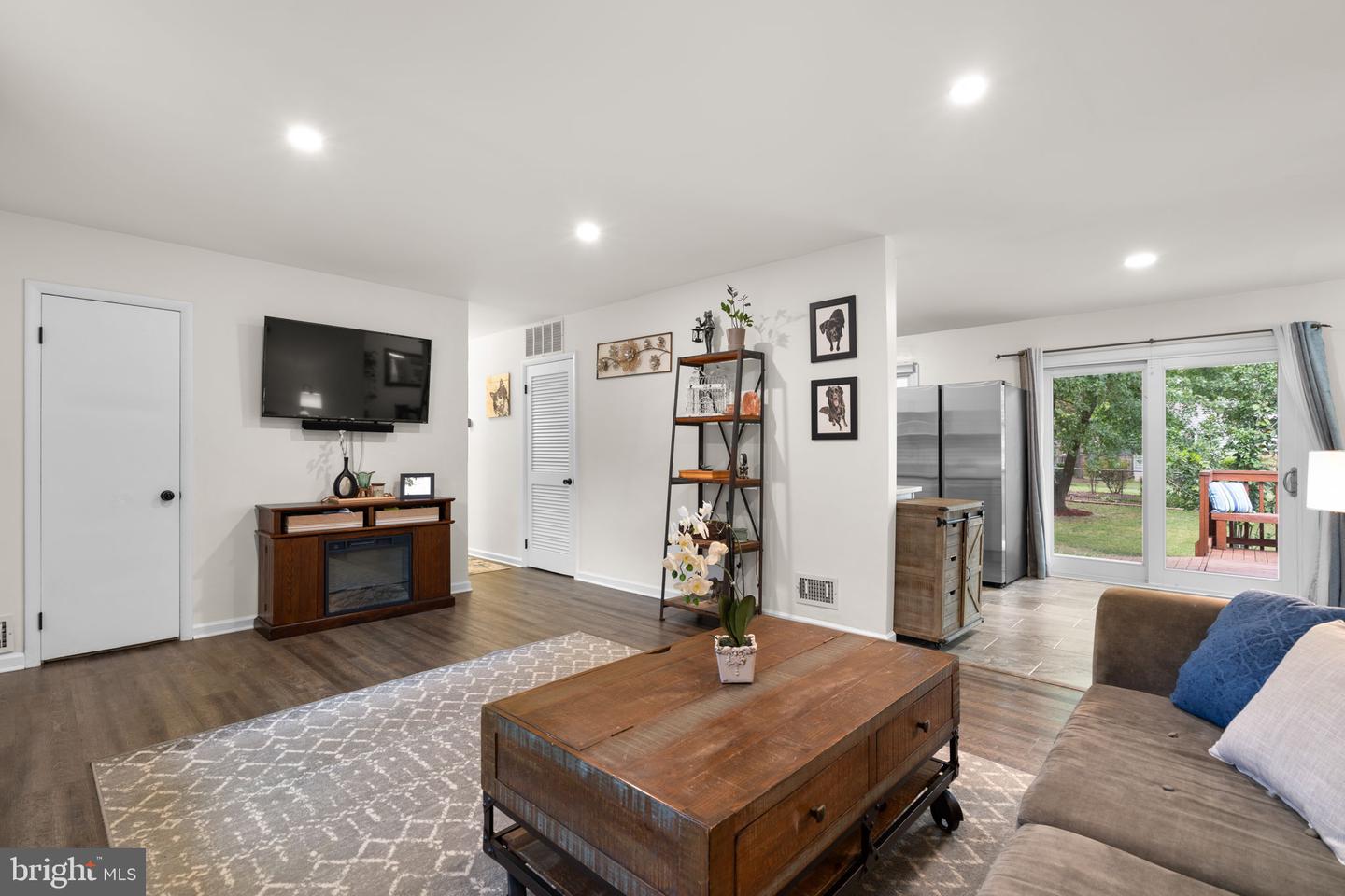 4821 LAWRENCE ST, ALEXANDRIA, Virginia 22309, 4 Bedrooms Bedrooms, ,1 BathroomBathrooms,Residential,For sale,4821 LAWRENCE ST,VAFX2264488 MLS # VAFX2264488
