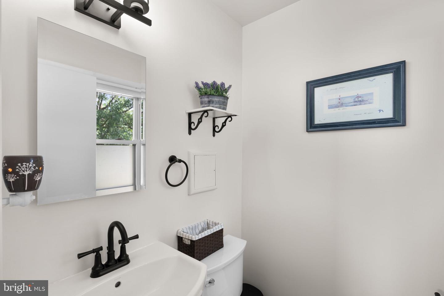 4821 LAWRENCE ST, ALEXANDRIA, Virginia 22309, 4 Bedrooms Bedrooms, ,1 BathroomBathrooms,Residential,For sale,4821 LAWRENCE ST,VAFX2264488 MLS # VAFX2264488