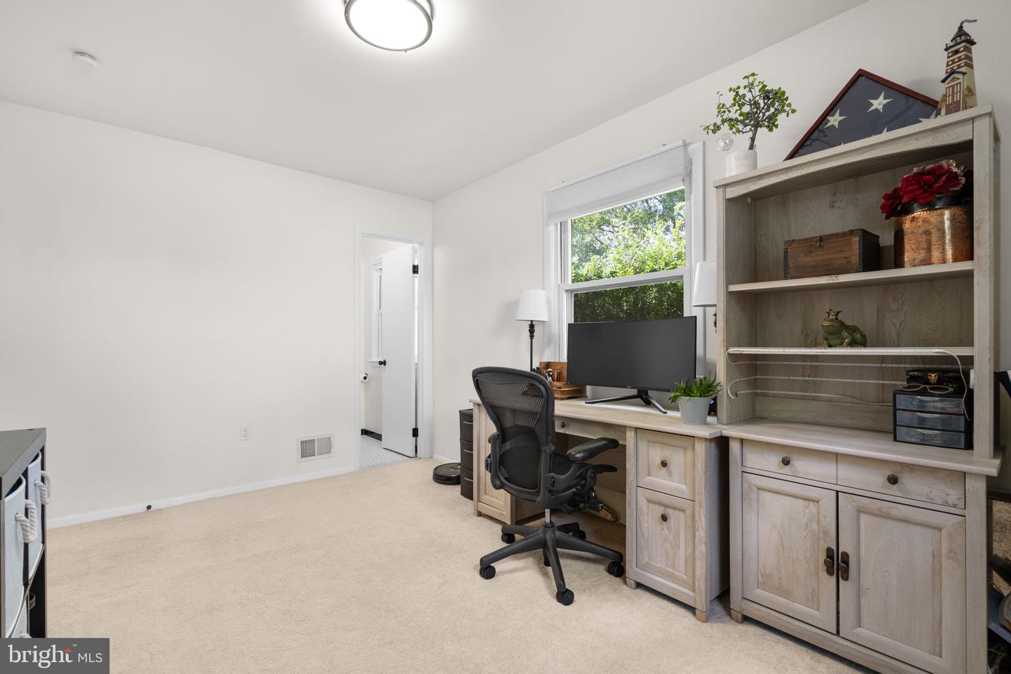 4821 LAWRENCE ST, ALEXANDRIA, Virginia 22309, 4 Bedrooms Bedrooms, ,1 BathroomBathrooms,Residential,For sale,4821 LAWRENCE ST,VAFX2264488 MLS # VAFX2264488