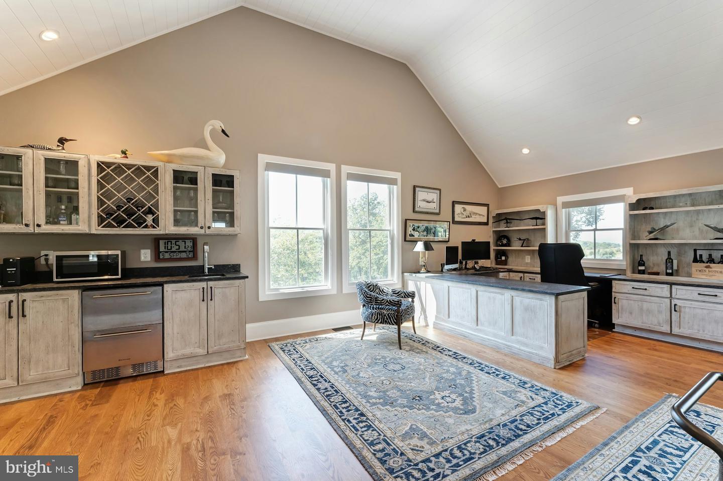 40954 CANTER LN, PAEONIAN SPRINGS, Virginia 20129, 4 Bedrooms Bedrooms, ,6 BathroomsBathrooms,Farm,For sale,40954 CANTER LN,VALO2106338 MLS # VALO2106338