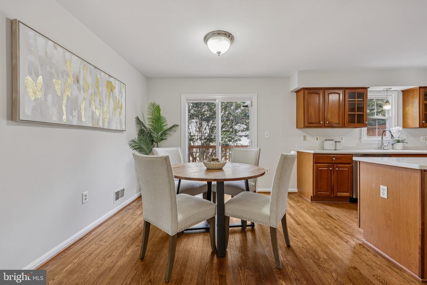 2012 PIERIS CT, VIENNA, Virginia 22182, 3 Bedrooms Bedrooms, ,2 BathroomsBathrooms,Residential,For sale,2012 PIERIS CT,VAFX2264516 MLS # VAFX2264516