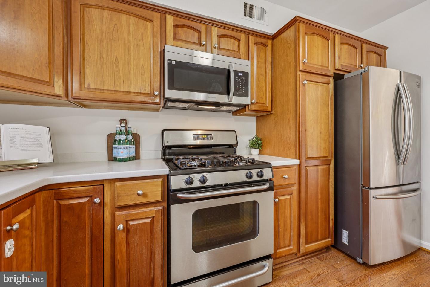 2012 PIERIS CT, VIENNA, Virginia 22182, 3 Bedrooms Bedrooms, ,2 BathroomsBathrooms,Residential,For sale,2012 PIERIS CT,VAFX2264516 MLS # VAFX2264516