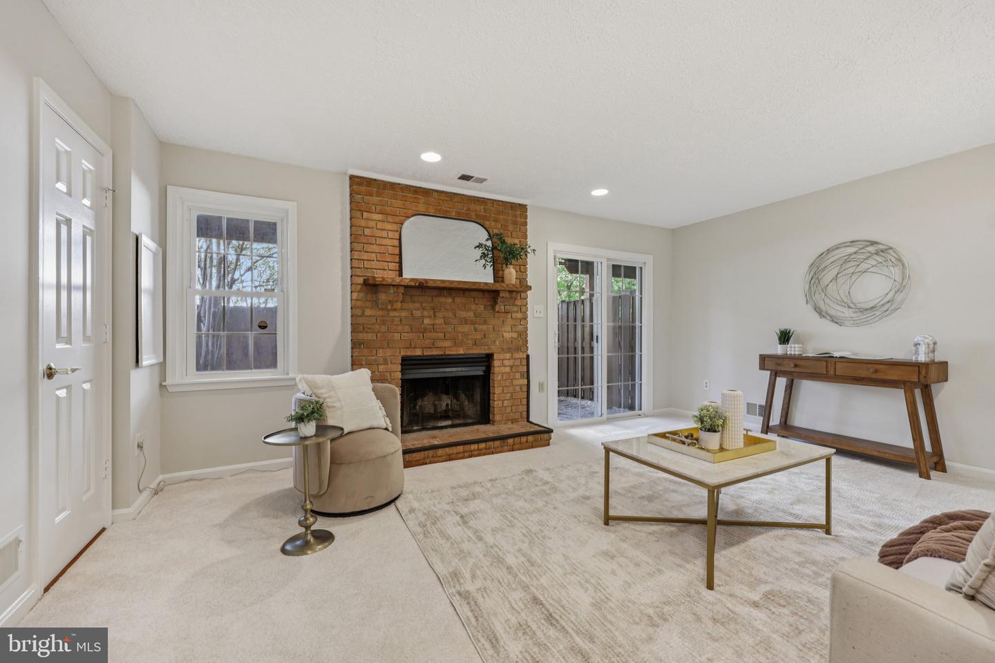 2012 PIERIS CT, VIENNA, Virginia 22182, 3 Bedrooms Bedrooms, ,2 BathroomsBathrooms,Residential,For sale,2012 PIERIS CT,VAFX2264516 MLS # VAFX2264516