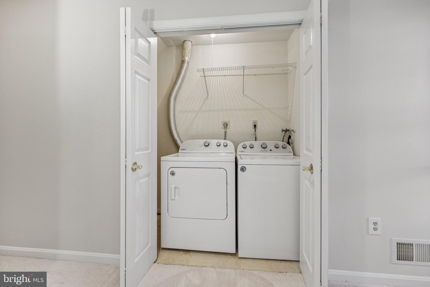 2012 PIERIS CT, VIENNA, Virginia 22182, 3 Bedrooms Bedrooms, ,2 BathroomsBathrooms,Residential,For sale,2012 PIERIS CT,VAFX2264516 MLS # VAFX2264516