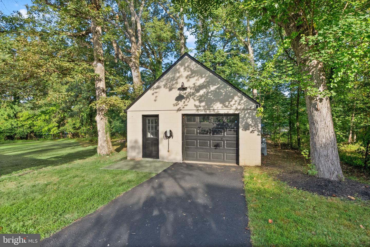 7324 AUBURN ST, ANNANDALE, Virginia 22003, 4 Bedrooms Bedrooms, ,4 BathroomsBathrooms,Residential,For sale,7324 AUBURN ST,VAFX2264546 MLS # VAFX2264546