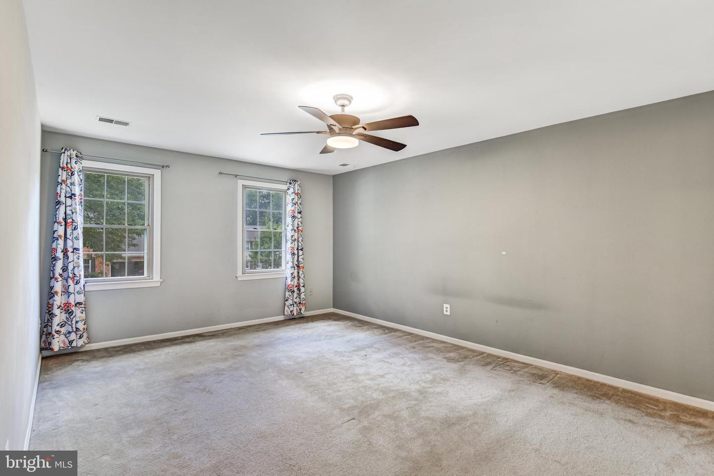 9710 DOULTON CT, FAIRFAX, Virginia 22032, 4 Bedrooms Bedrooms, ,2 BathroomsBathrooms,Residential,For sale,9710 DOULTON CT,VAFX2264572 MLS # VAFX2264572