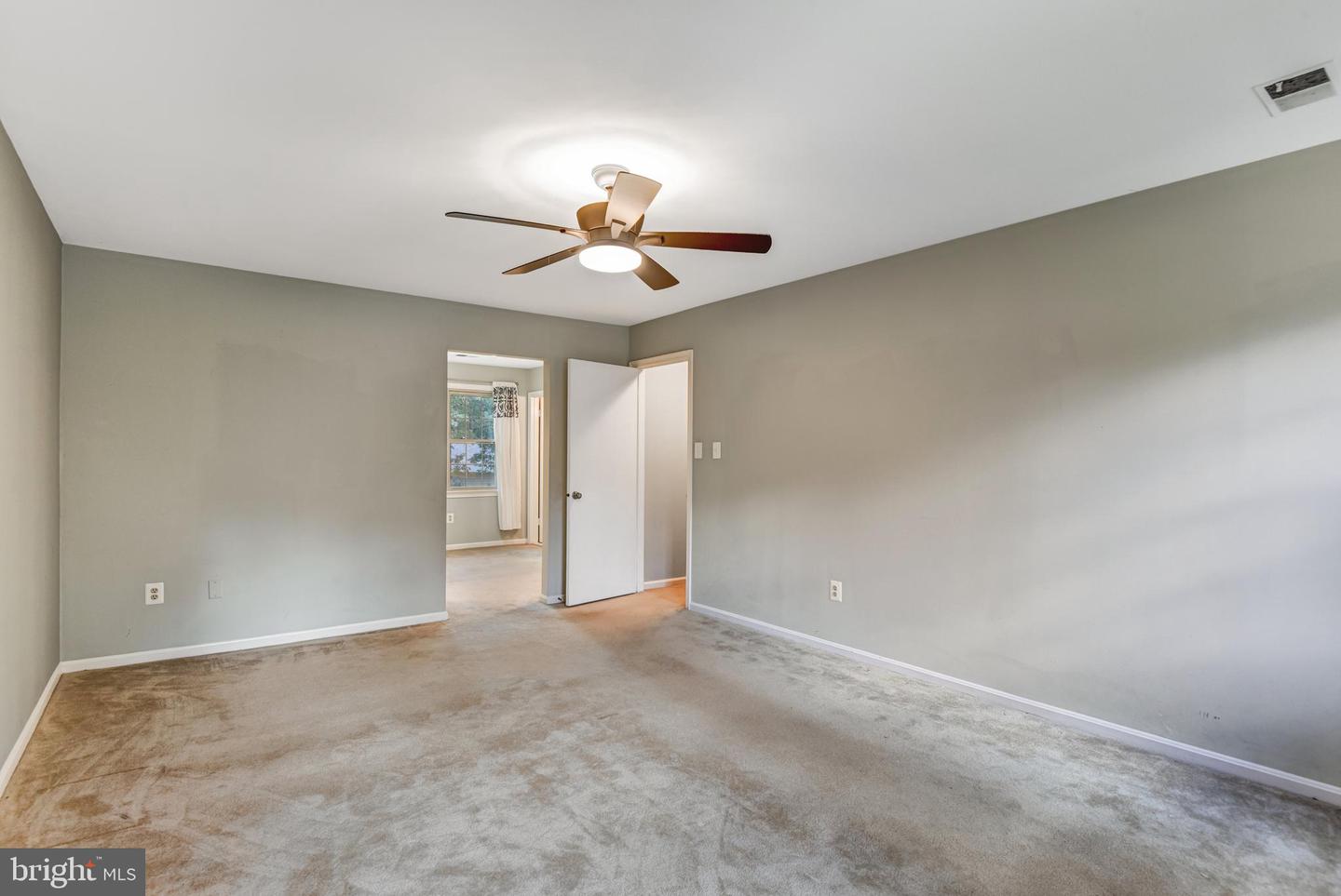 9710 DOULTON CT, FAIRFAX, Virginia 22032, 4 Bedrooms Bedrooms, ,2 BathroomsBathrooms,Residential,For sale,9710 DOULTON CT,VAFX2264572 MLS # VAFX2264572