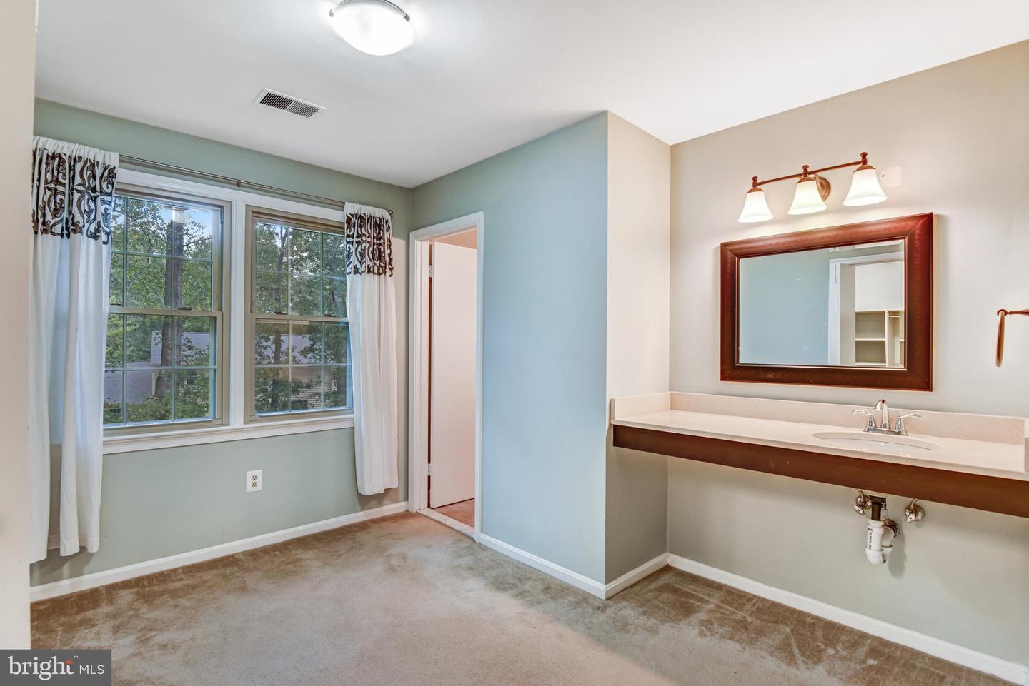 9710 DOULTON CT, FAIRFAX, Virginia 22032, 4 Bedrooms Bedrooms, ,2 BathroomsBathrooms,Residential,For sale,9710 DOULTON CT,VAFX2264572 MLS # VAFX2264572