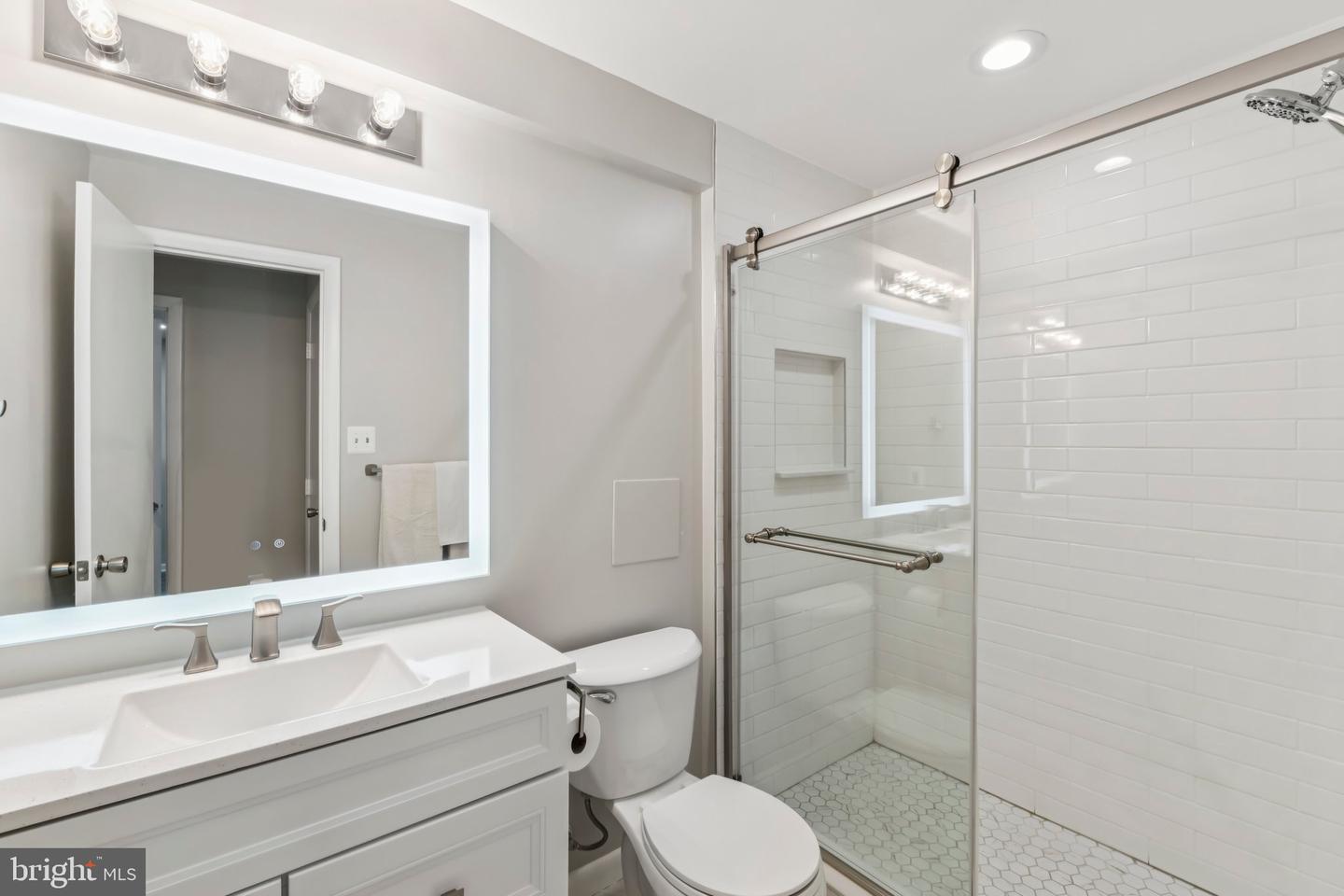 3077 SOUTHERN ELM CT, FAIRFAX, Virginia 22031, 3 Bedrooms Bedrooms, ,3 BathroomsBathrooms,Residential,For sale,3077 SOUTHERN ELM CT,VAFX2264596 MLS # VAFX2264596