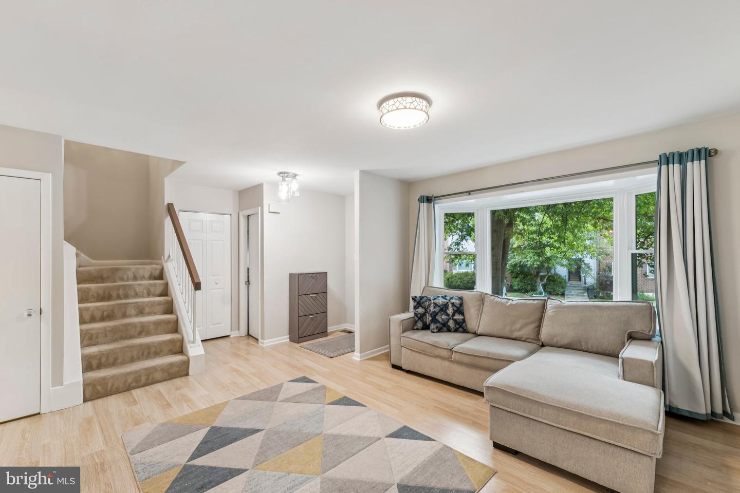 3077 SOUTHERN ELM CT, FAIRFAX, Virginia 22031, 3 Bedrooms Bedrooms, ,3 BathroomsBathrooms,Residential,For sale,3077 SOUTHERN ELM CT,VAFX2264596 MLS # VAFX2264596