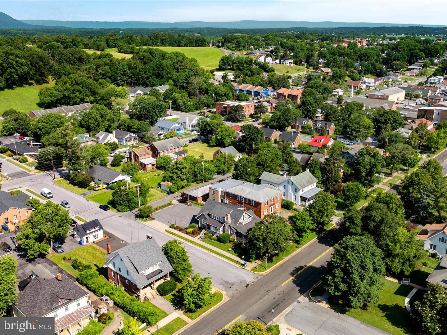 400 N ROYAL AVE, FRONT ROYAL, Virginia 22630, ,Land,For sale,400 N ROYAL AVE,VAWR2011608 MLS # VAWR2011608