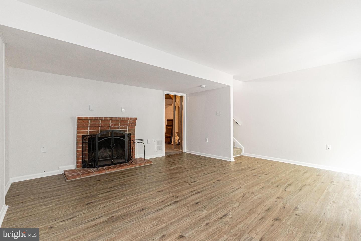14603 EARLHAM CT, WOODBRIDGE, Virginia 22193, 3 Bedrooms Bedrooms, 11 Rooms Rooms,1 BathroomBathrooms,Residential,For sale,14603 EARLHAM CT,VAPW2103178 MLS # VAPW2103178