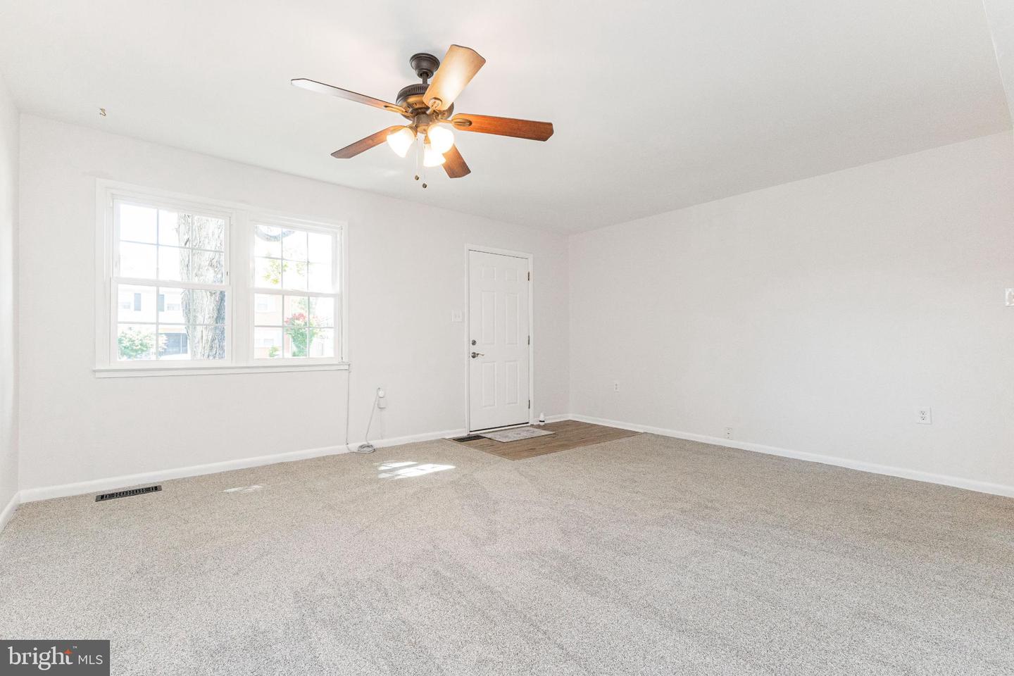 14603 EARLHAM CT, WOODBRIDGE, Virginia 22193, 3 Bedrooms Bedrooms, 11 Rooms Rooms,1 BathroomBathrooms,Residential,For sale,14603 EARLHAM CT,VAPW2103178 MLS # VAPW2103178