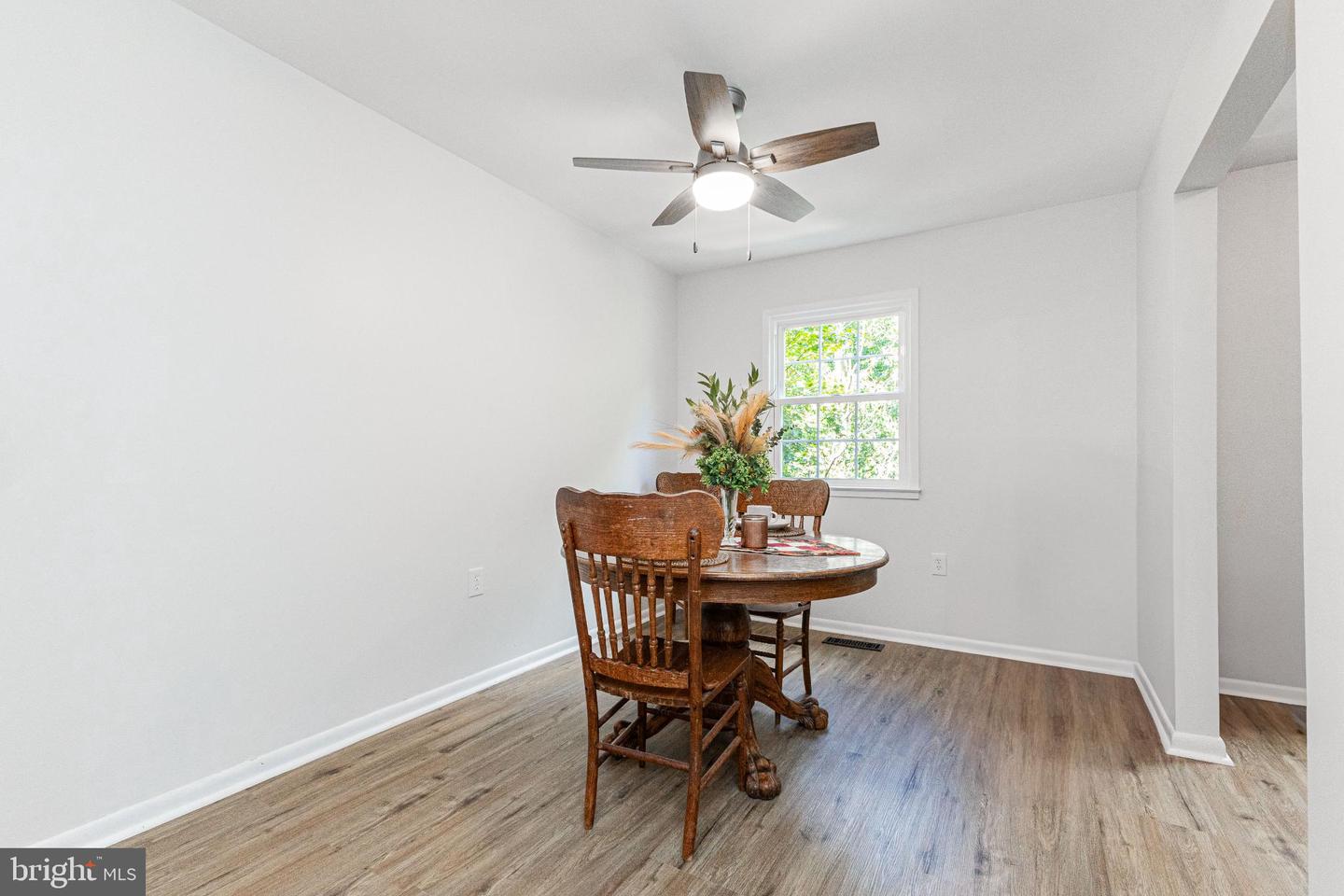14603 EARLHAM CT, WOODBRIDGE, Virginia 22193, 3 Bedrooms Bedrooms, 11 Rooms Rooms,1 BathroomBathrooms,Residential,For sale,14603 EARLHAM CT,VAPW2103178 MLS # VAPW2103178