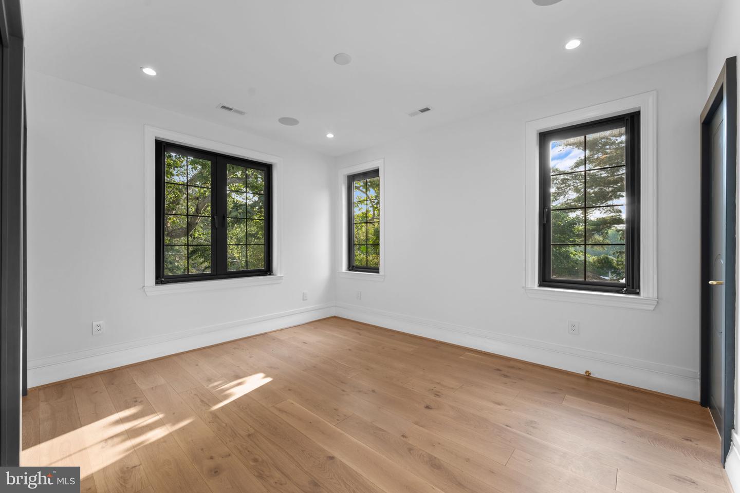 3819 ALBEMARLE ST NW, WASHINGTON, District Of Columbia 20016, 6 Bedrooms Bedrooms, ,6 BathroomsBathrooms,Residential,For sale,3819 ALBEMARLE ST NW,DCDC2175548 MLS # DCDC2175548