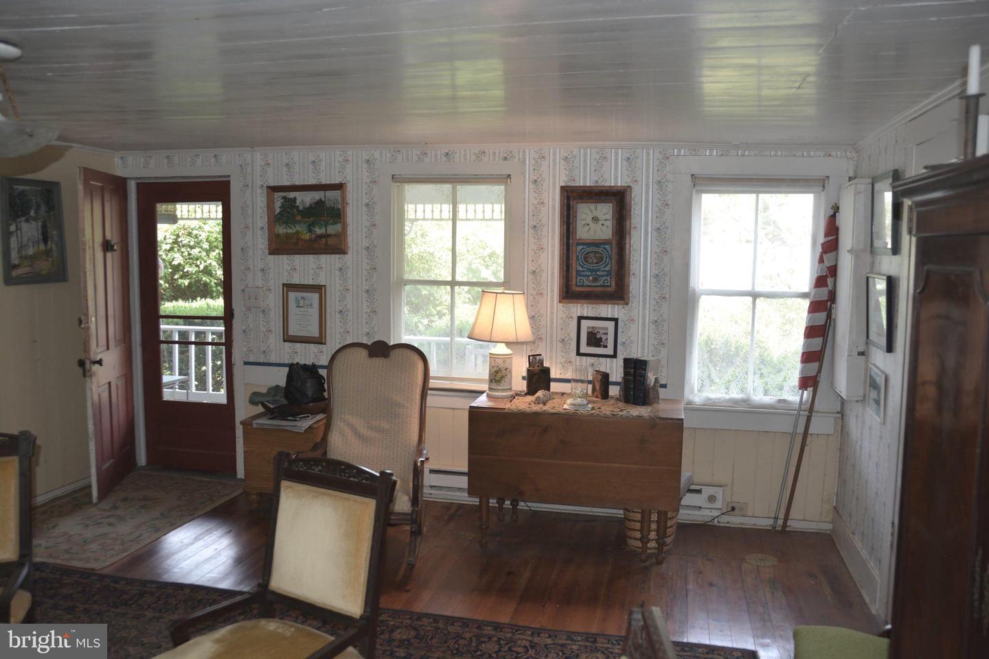 2431 CEDAR CREEK GRADE, WINCHESTER, Virginia 22602, 3 Bedrooms Bedrooms, ,1 BathroomBathrooms,Residential,For sale,2431 CEDAR CREEK GRADE,VAFV2033452 MLS # VAFV2033452