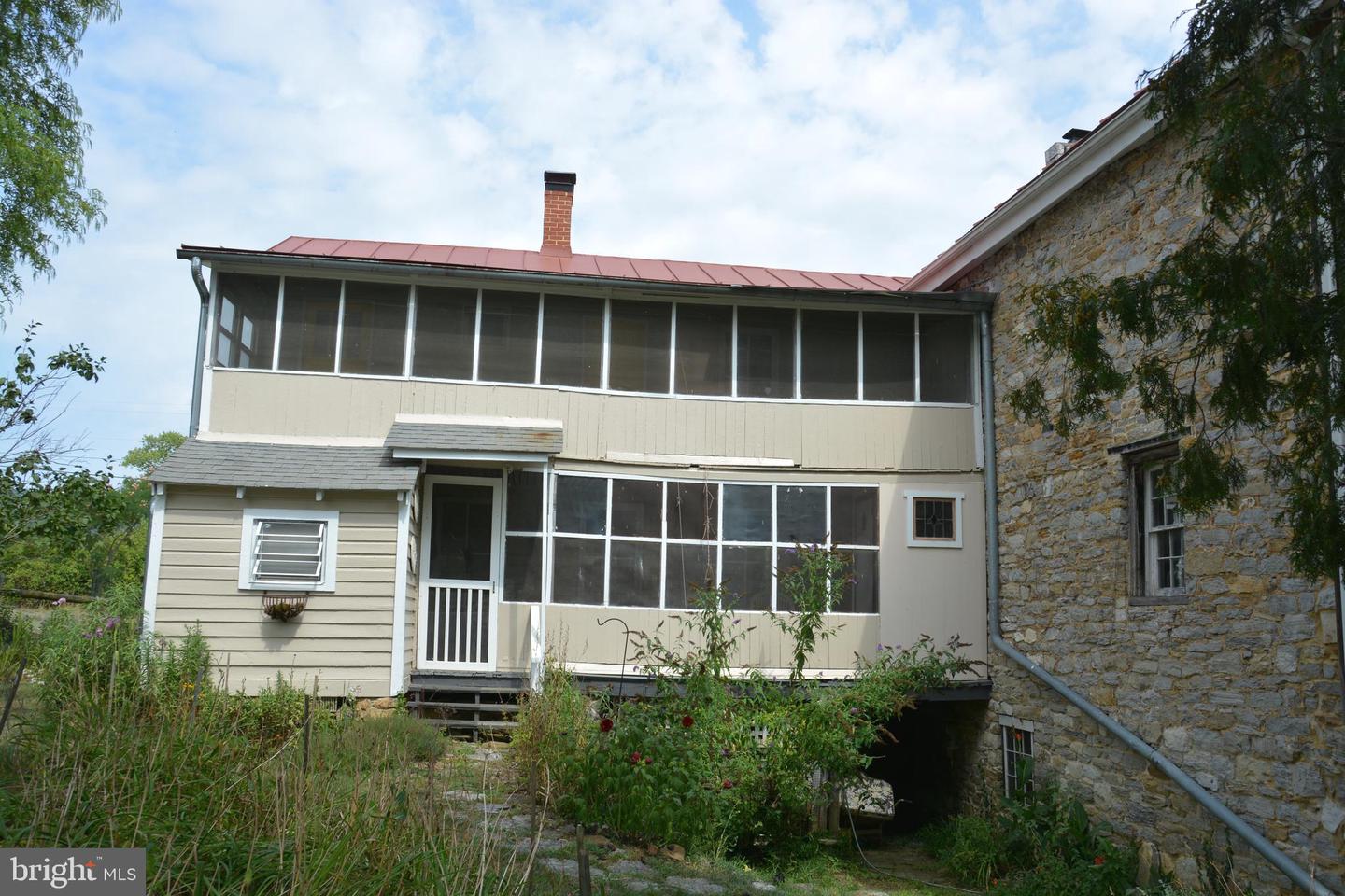 2431 CEDAR CREEK GRADE, WINCHESTER, Virginia 22602, 3 Bedrooms Bedrooms, ,1 BathroomBathrooms,Residential,For sale,2431 CEDAR CREEK GRADE,VAFV2033452 MLS # VAFV2033452