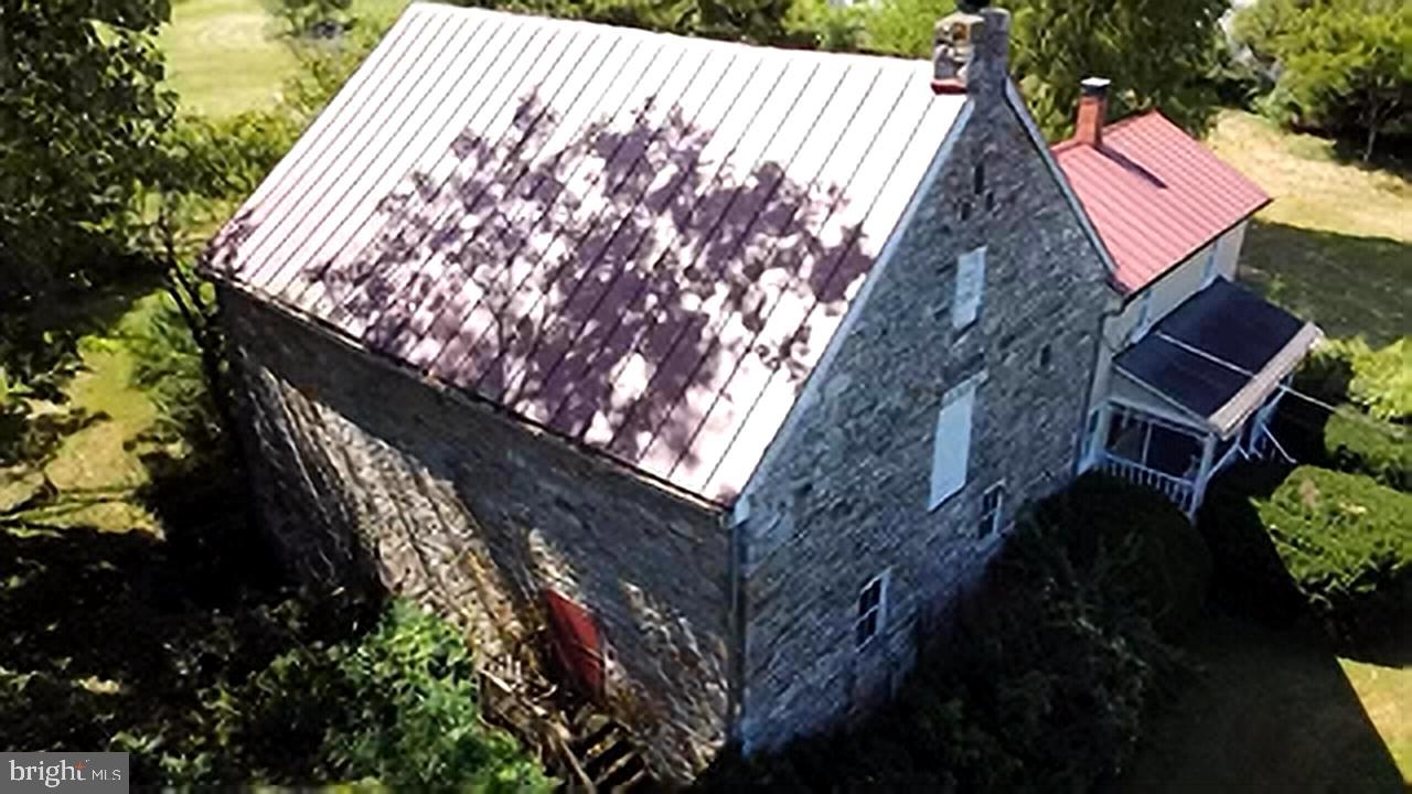 2431 CEDAR CREEK GRADE, WINCHESTER, Virginia 22602, 3 Bedrooms Bedrooms, ,1 BathroomBathrooms,Residential,For sale,2431 CEDAR CREEK GRADE,VAFV2033452 MLS # VAFV2033452
