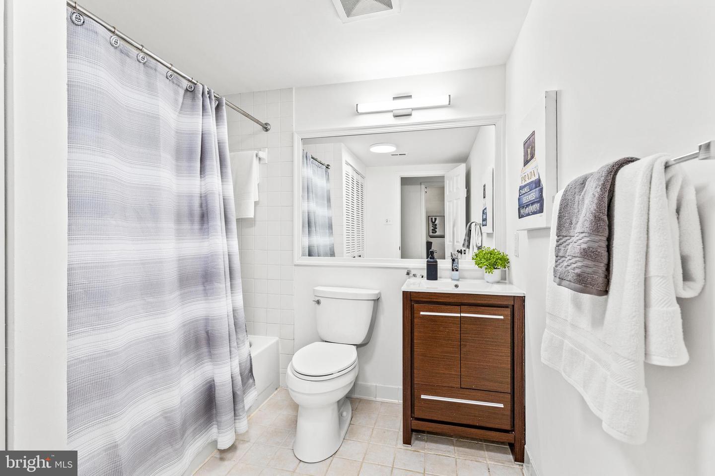 1730 16TH ST NW #14, WASHINGTON, District Of Columbia 20009, 2 Bedrooms Bedrooms, ,2 BathroomsBathrooms,Residential,For sale,1730 16TH ST NW #14,DCDC2199876 MLS # DCDC2199876