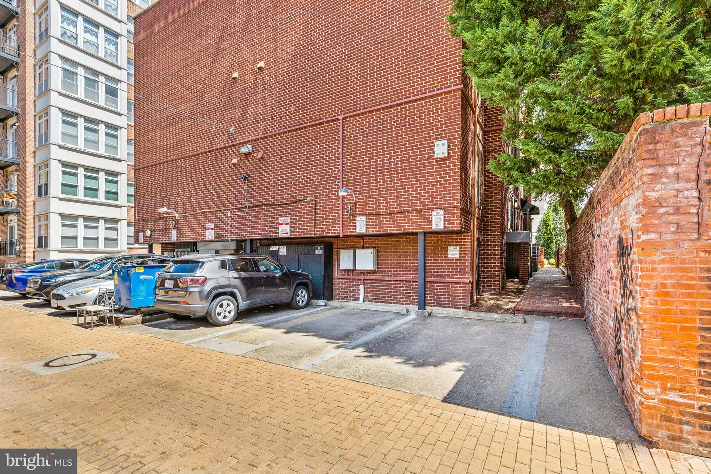 1730 16TH ST NW #14, WASHINGTON, District Of Columbia 20009, 2 Bedrooms Bedrooms, ,2 BathroomsBathrooms,Residential,For sale,1730 16TH ST NW #14,DCDC2199876 MLS # DCDC2199876