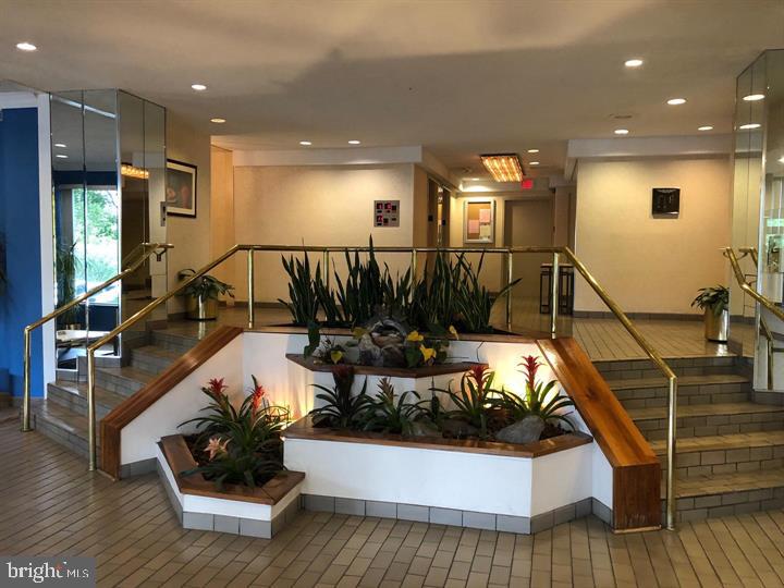 5340 HOLMES RUN PKWY #217, ALEXANDRIA, Virginia 22304, 1 Bedroom Bedrooms, ,1 BathroomBathrooms,Residential,For sale,5340 HOLMES RUN PKWY #217,VAAX2045600 MLS # VAAX2045600