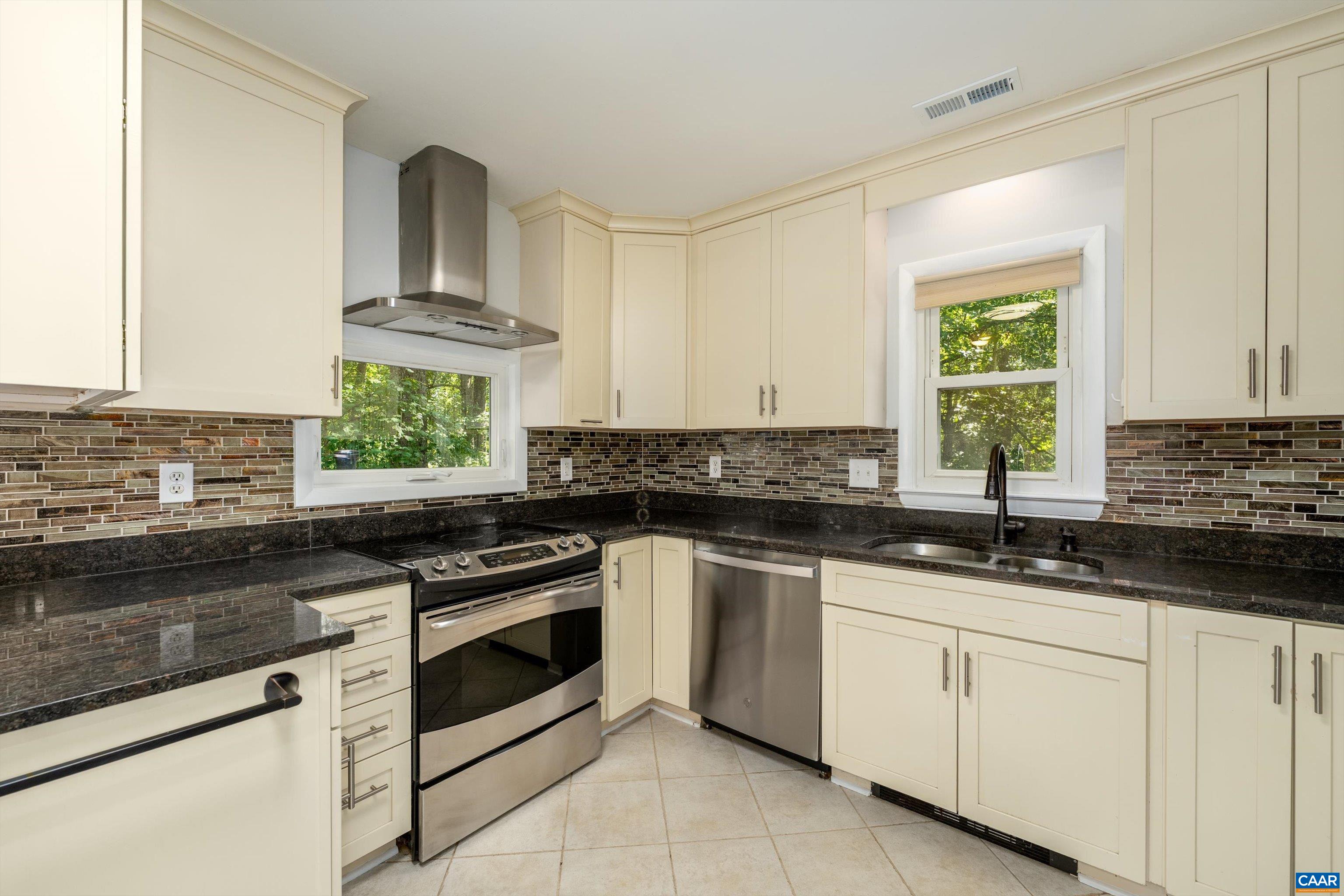 3060 WATTS FARM RD, CHARLOTTESVILLE, Virginia 22911, 4 Bedrooms Bedrooms, ,2 BathroomsBathrooms,Residential,3060 WATTS FARM RD,668403 MLS # 668403