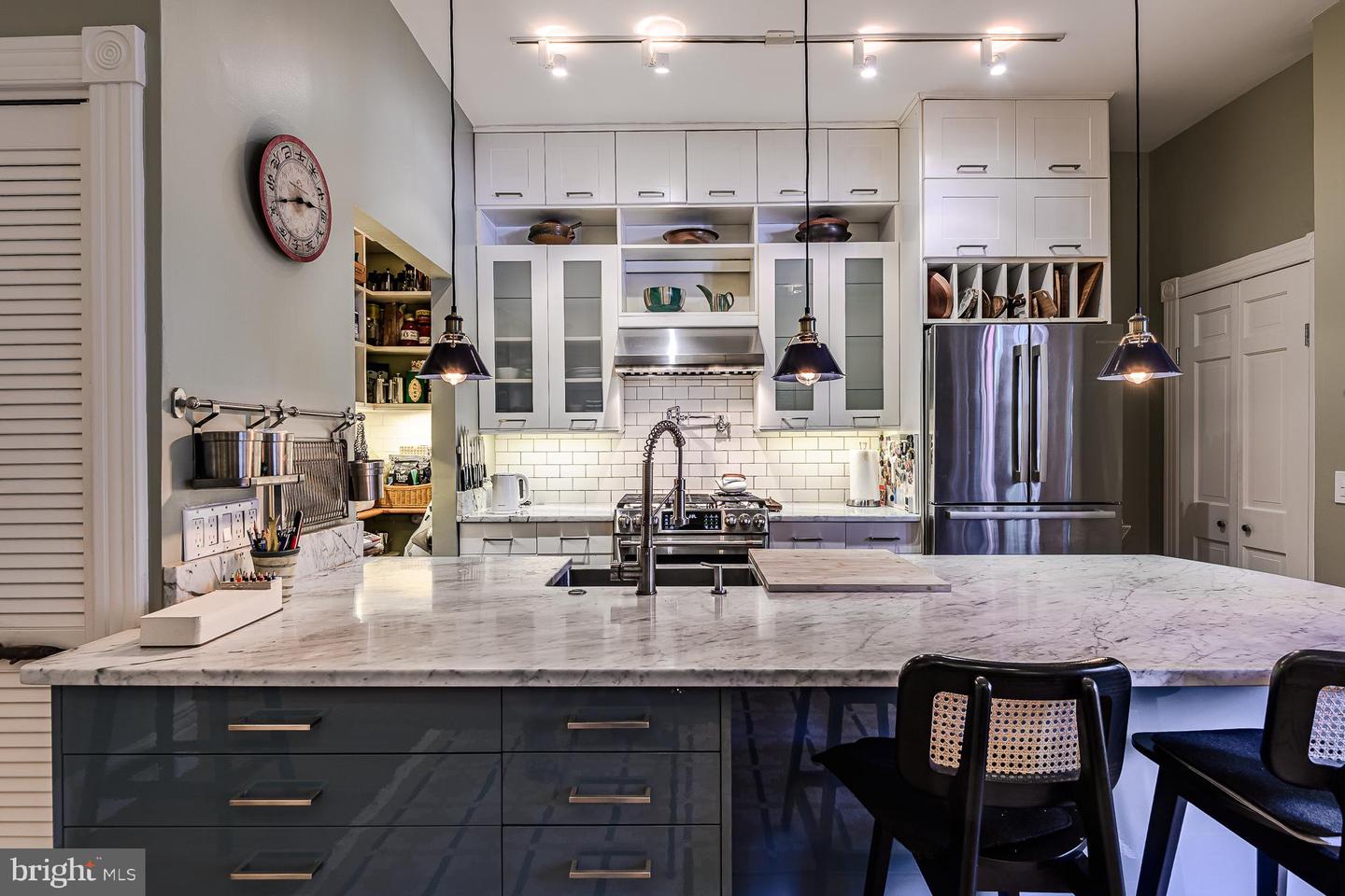 424 4TH ST NE, WASHINGTON, District Of Columbia 20002, 3 Bedrooms Bedrooms, ,3 BathroomsBathrooms,Residential,For sale,424 4TH ST NE,DCDC2209004 MLS # DCDC2209004
