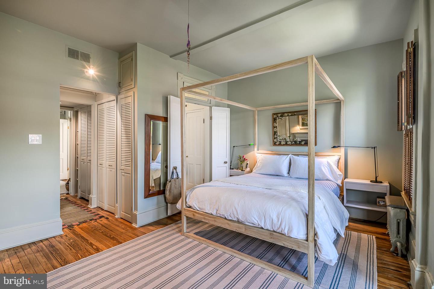 424 4TH ST NE, WASHINGTON, District Of Columbia 20002, 3 Bedrooms Bedrooms, ,3 BathroomsBathrooms,Residential,For sale,424 4TH ST NE,DCDC2209004 MLS # DCDC2209004