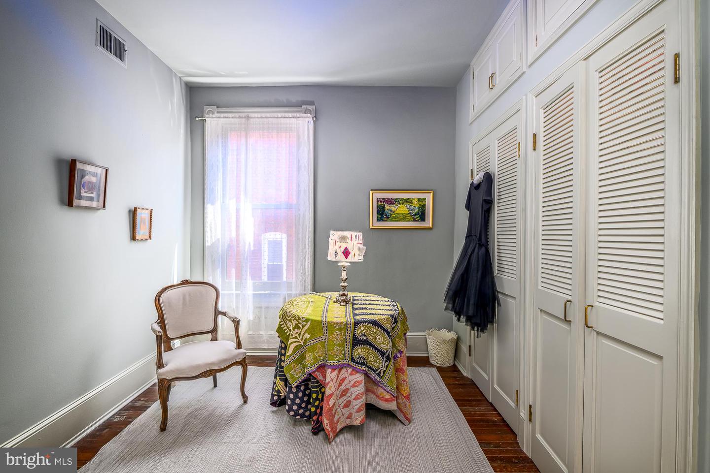 424 4TH ST NE, WASHINGTON, District Of Columbia 20002, 3 Bedrooms Bedrooms, ,3 BathroomsBathrooms,Residential,For sale,424 4TH ST NE,DCDC2209004 MLS # DCDC2209004